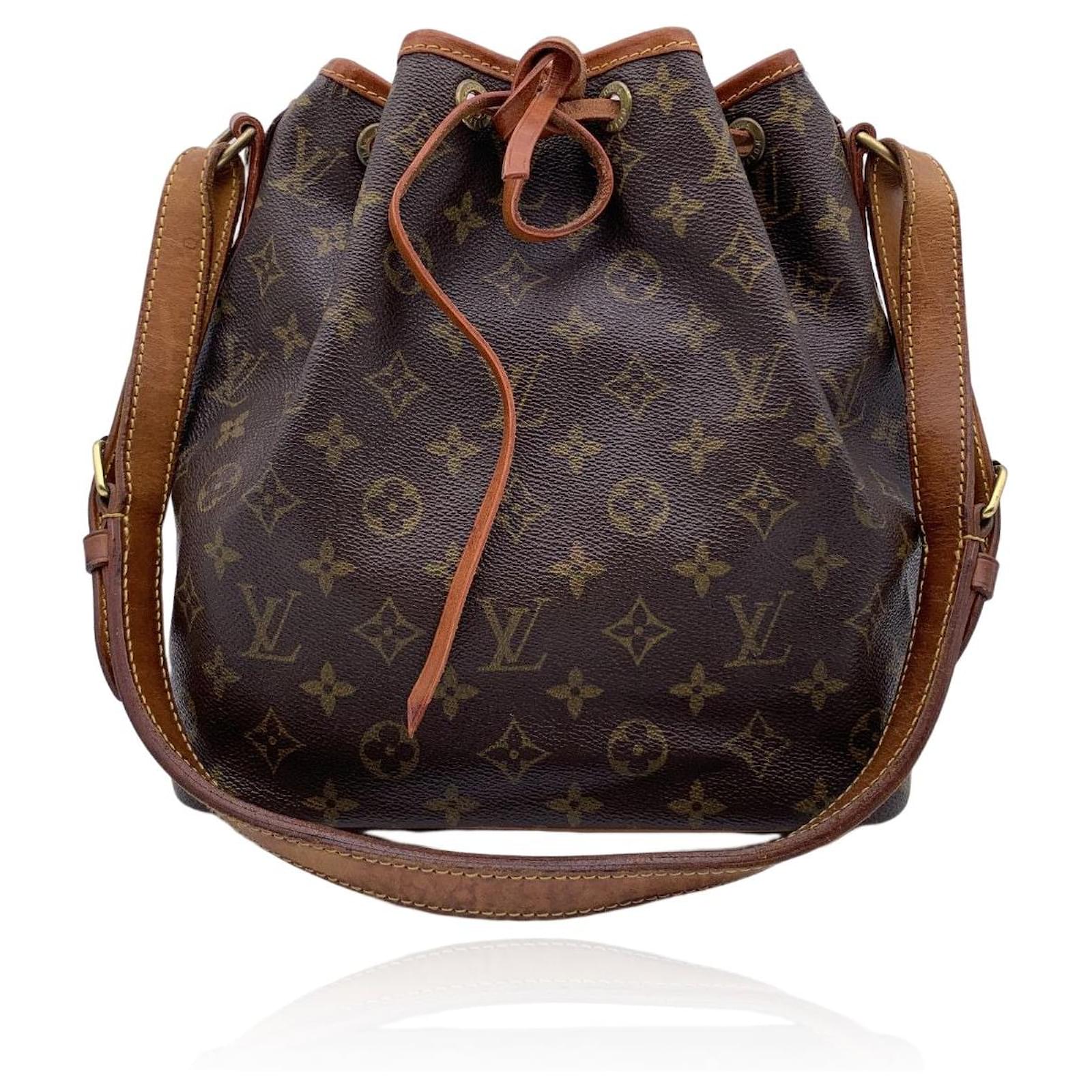 Louis Vuitton Petit Noe Monogram Canvas Leather Brown Shoulder Purse Bucket  Bag