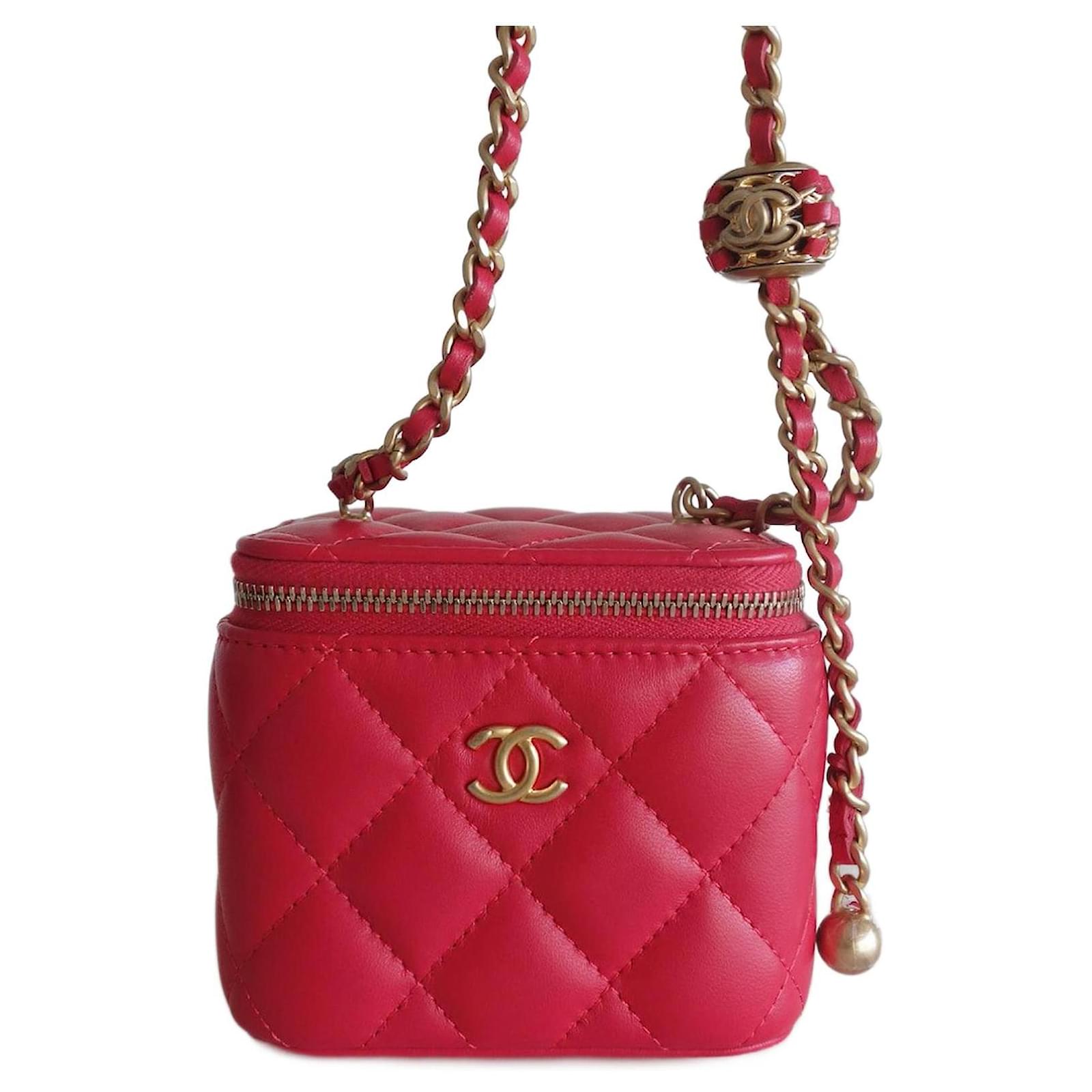 Timeless Classic Chanel mini clutch Pink Leather ref.761882 - Joli Closet