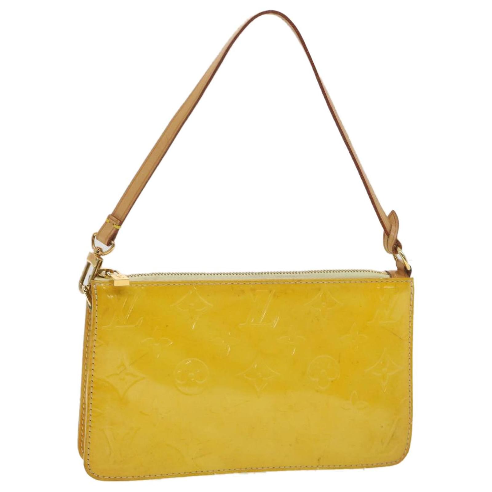 Louis Vuitton Lexington Giallo Pelle Verniciata Ref 766583 Joli Closet louis-vuitton-lexington-giallo-pelle-verniciata-ref-766583-joli-closet
