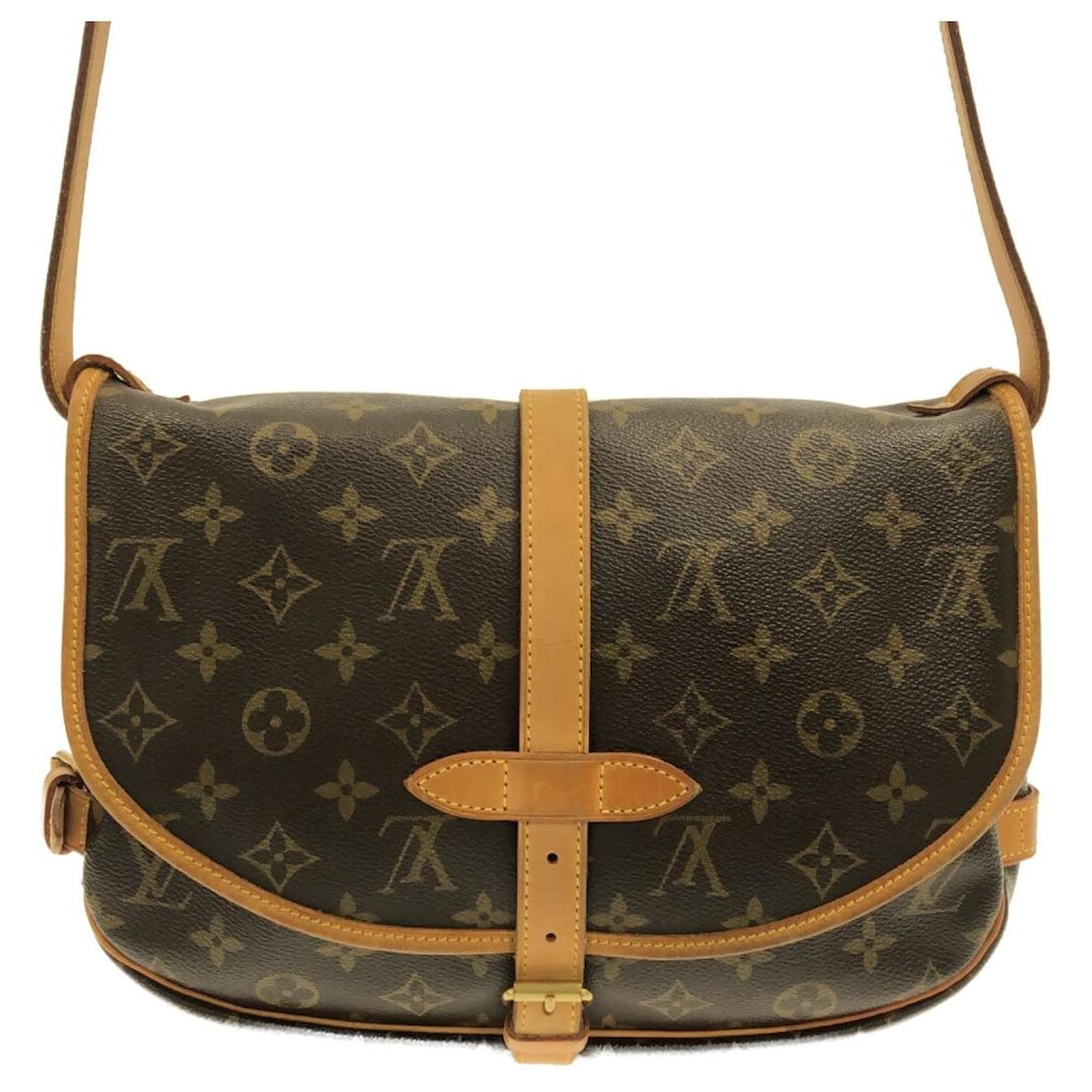 Louis Vuitton Saumur Braun Leinwand Ref Joli Closet