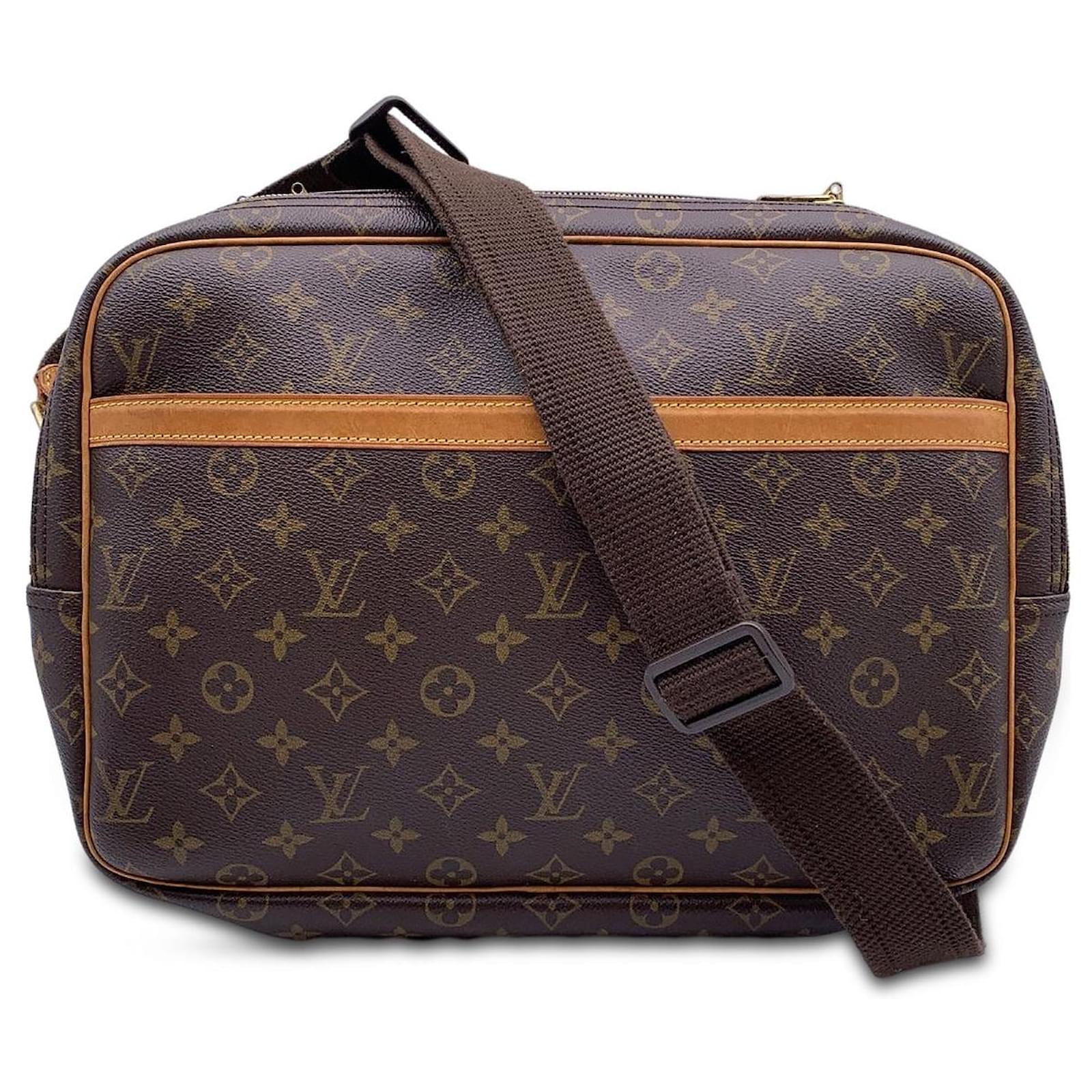 Louis Vuitton Monogram Canvas Reporter GM Crossbody Messenger Bag Brown  Cloth ref.769880 - Joli Closet