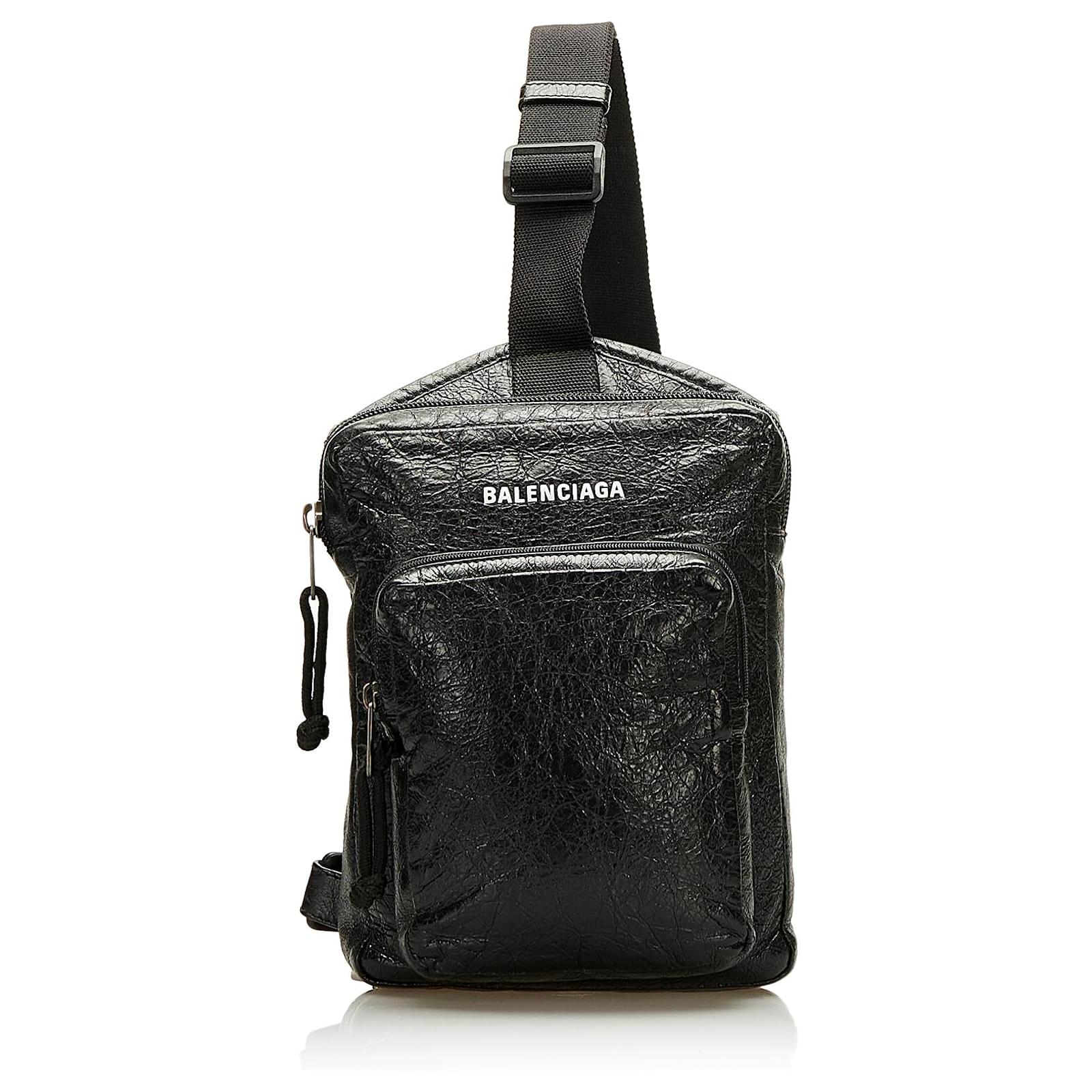 Balenciaga Black Explorer Pouch Crossbody Leather ref.777119 Joli Closet