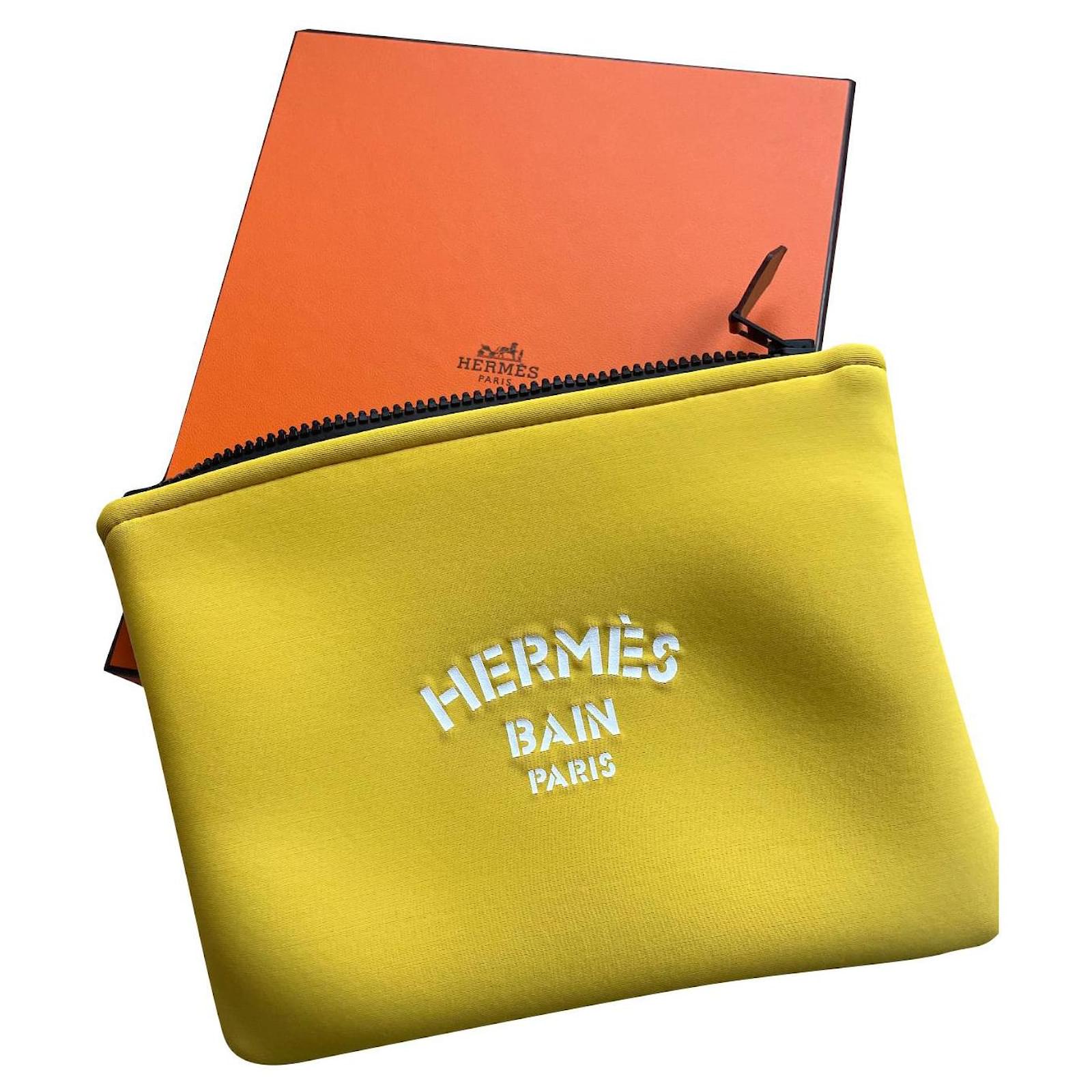 Hermès Hermes Pouch Bain new Yellow Synthetic ref.777938 - Joli Closet