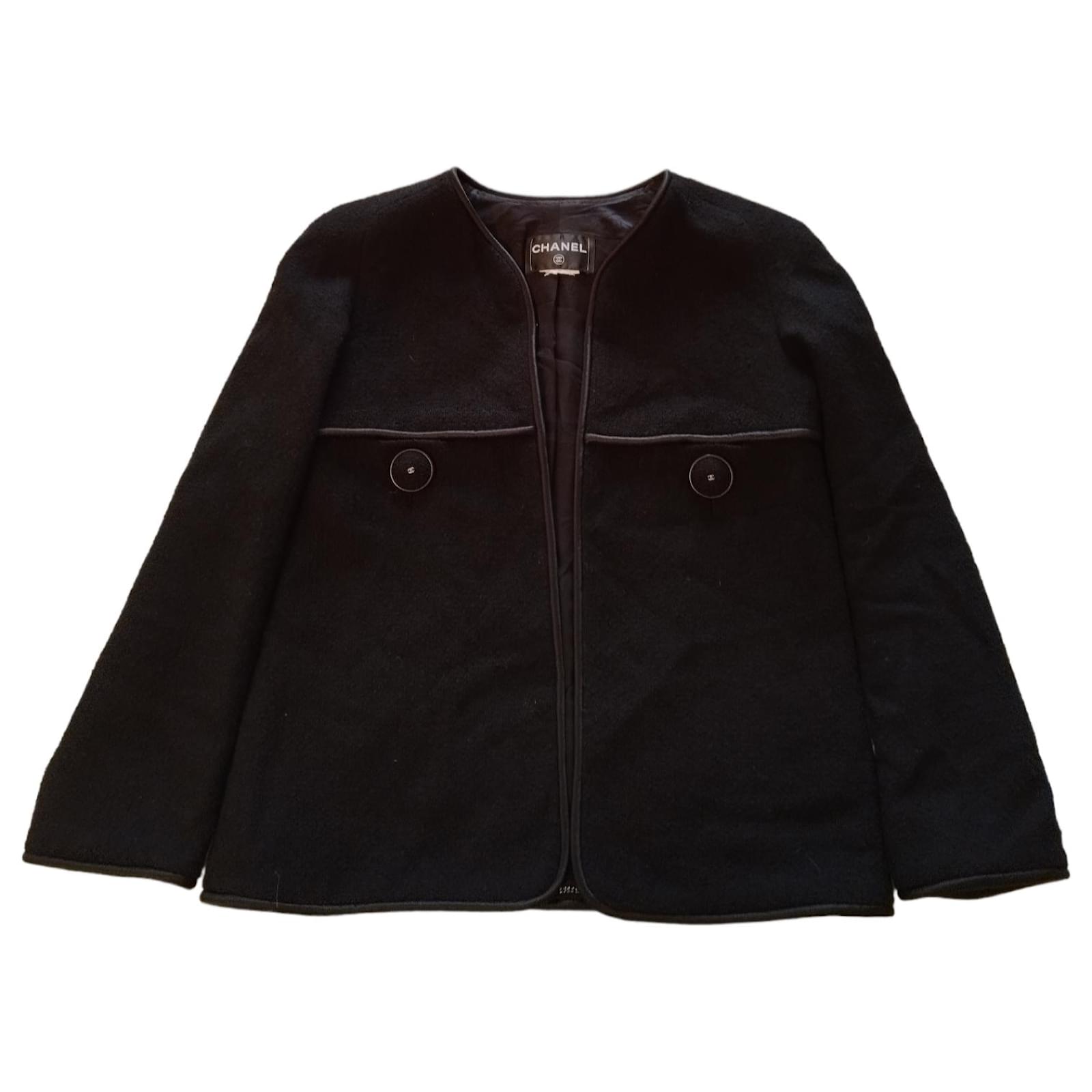 Chanel black jacket big buttons Wool ref.777990 - Joli Closet