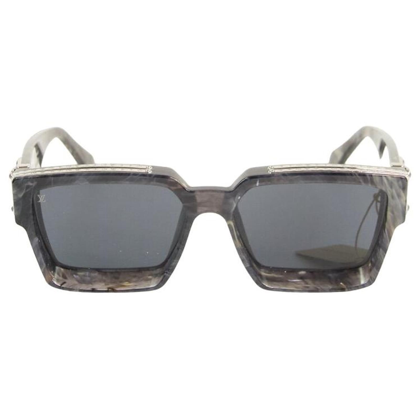 RETAIL - Louis Vuitton 1.1 Millionaires Sunglasses (both Black +