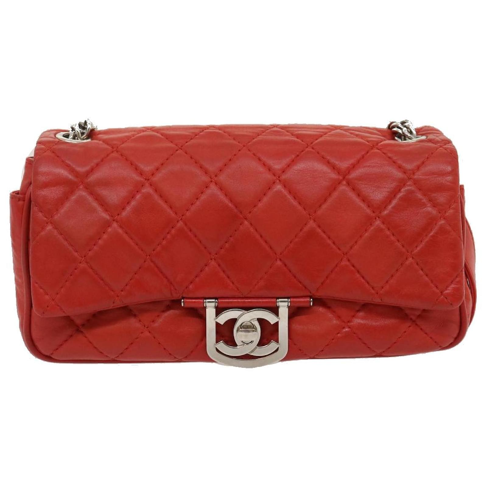 Chanel Timeless Red Leather ref.781147 - Joli Closet