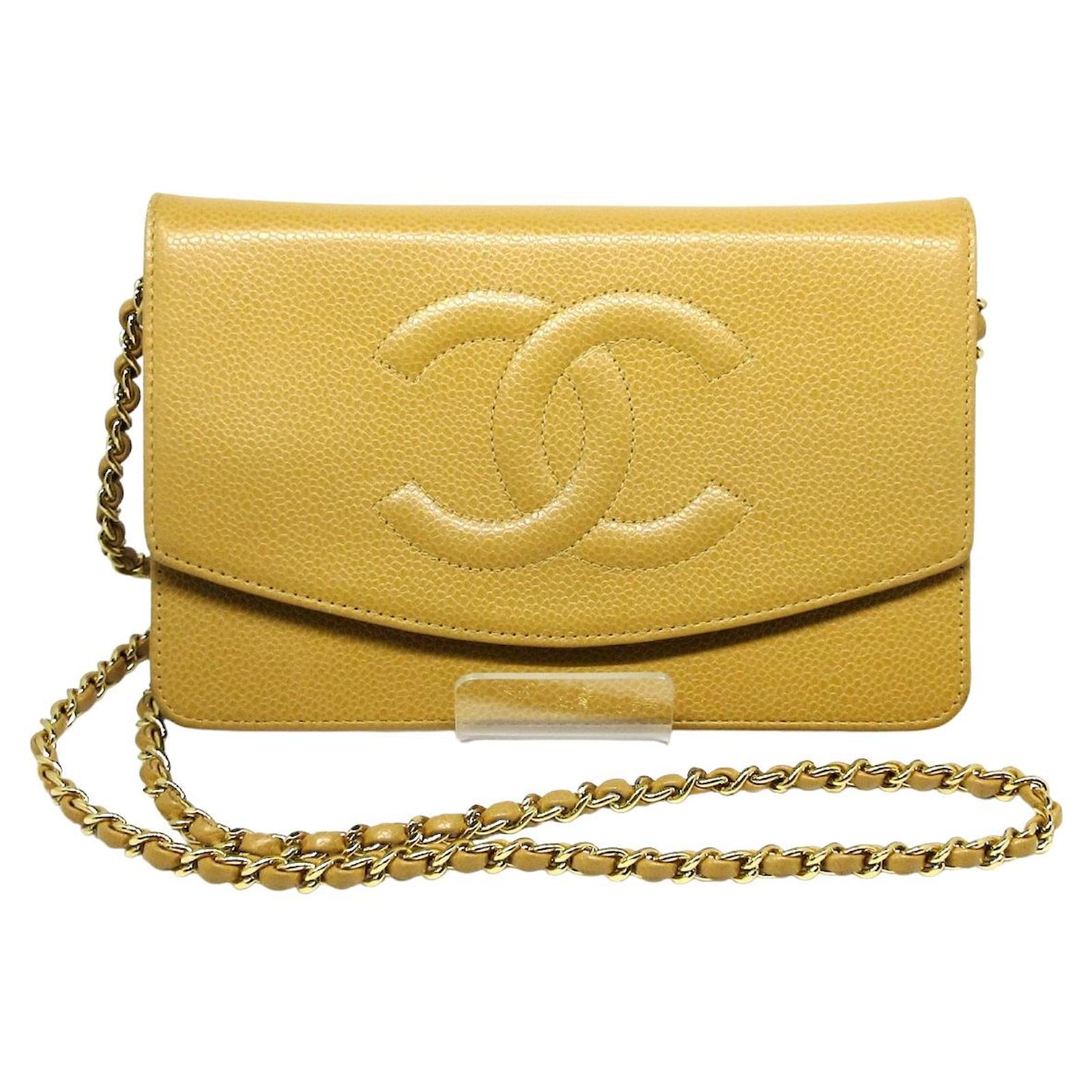 Chanel flap bag Yellow Leather ref.781428 Joli Closet