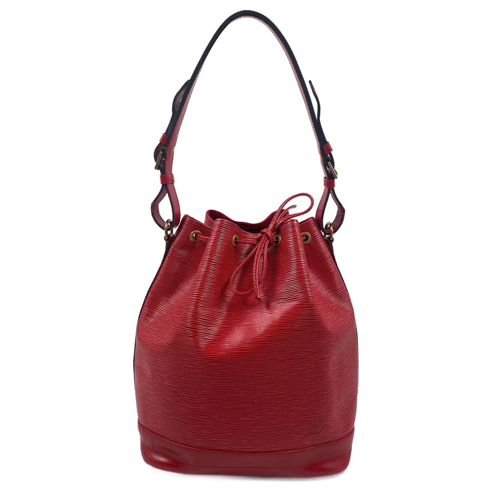 Red Epi Leather Louis Vuitton Noe ref.784146 - Joli Closet