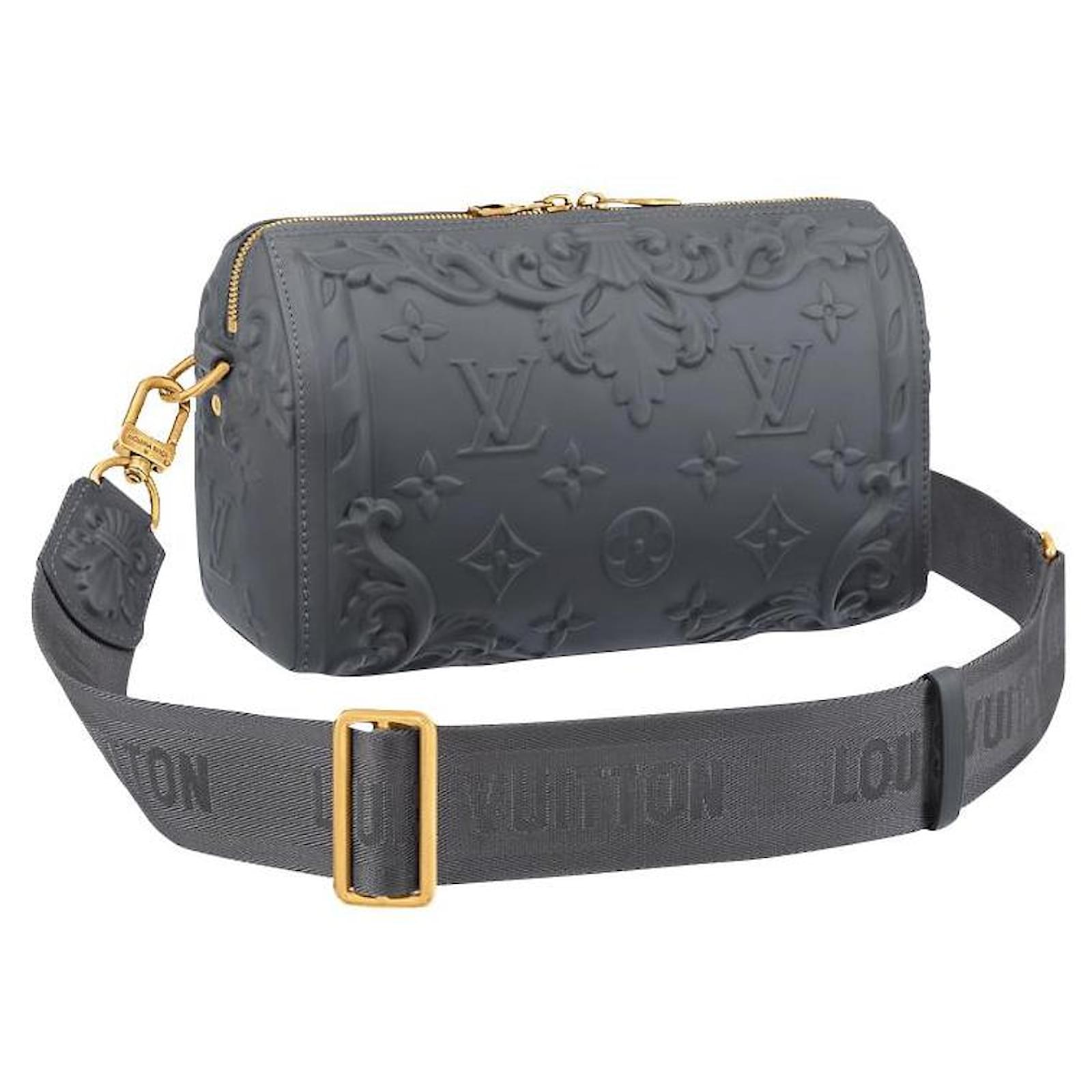 Louis Vuitton LV keepall city bag Grey Leather ref.784370 - Joli Closet