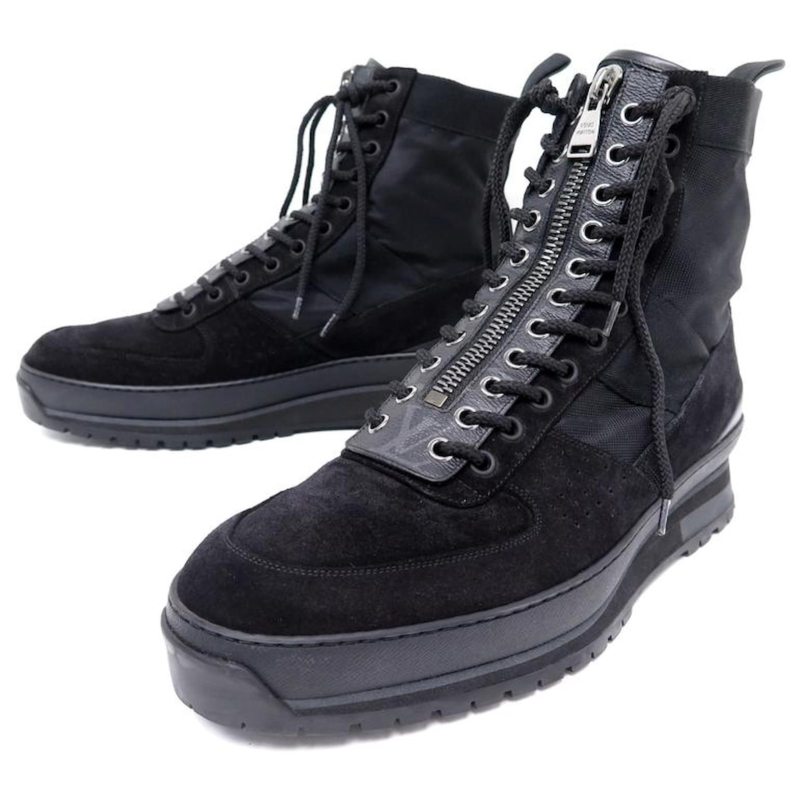 louis vuitton boots black and white