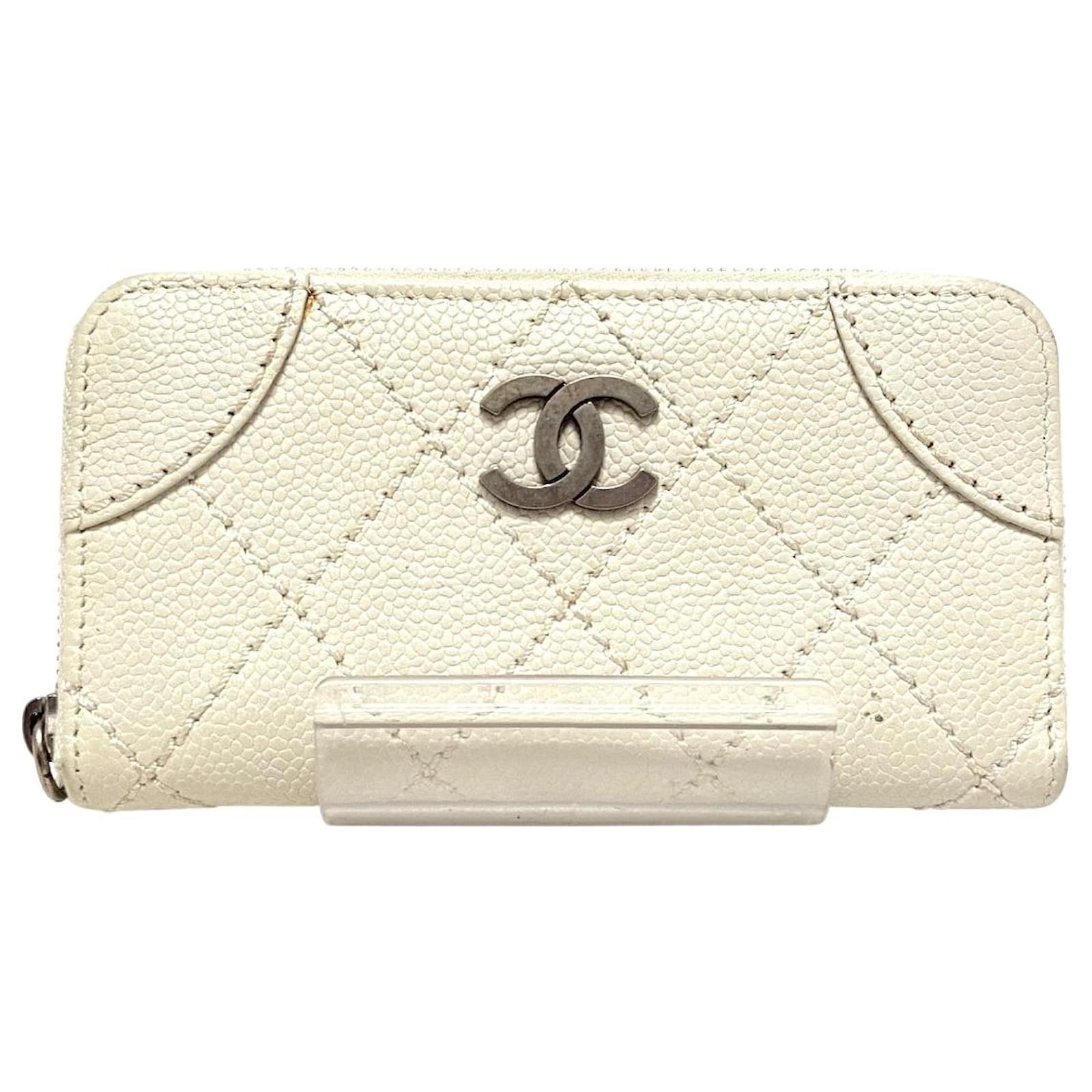 Chanel Wild Stitch White Leather ref.784917 - Joli Closet