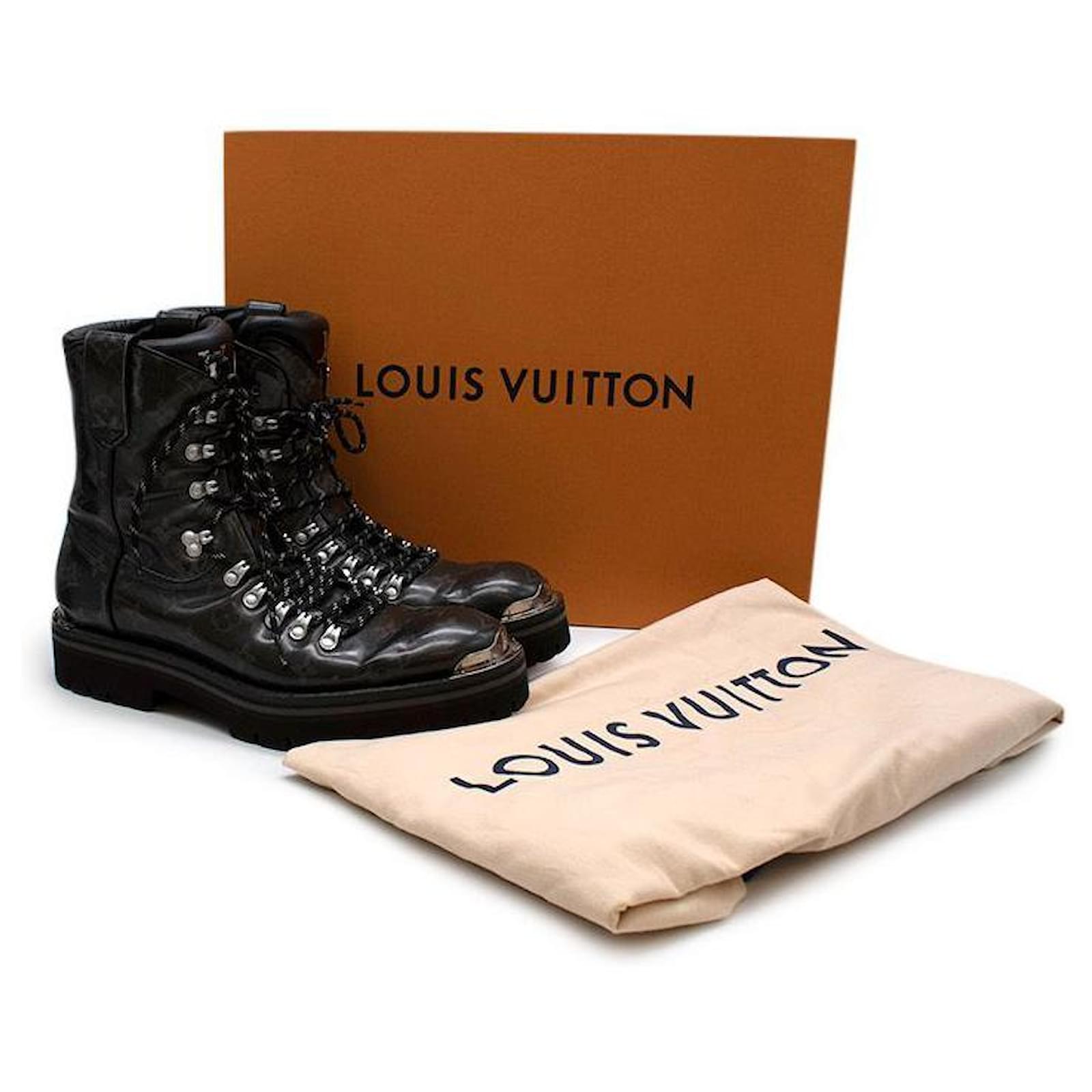 Chaussures Bottes Louis Vuitton Noir d'occasion