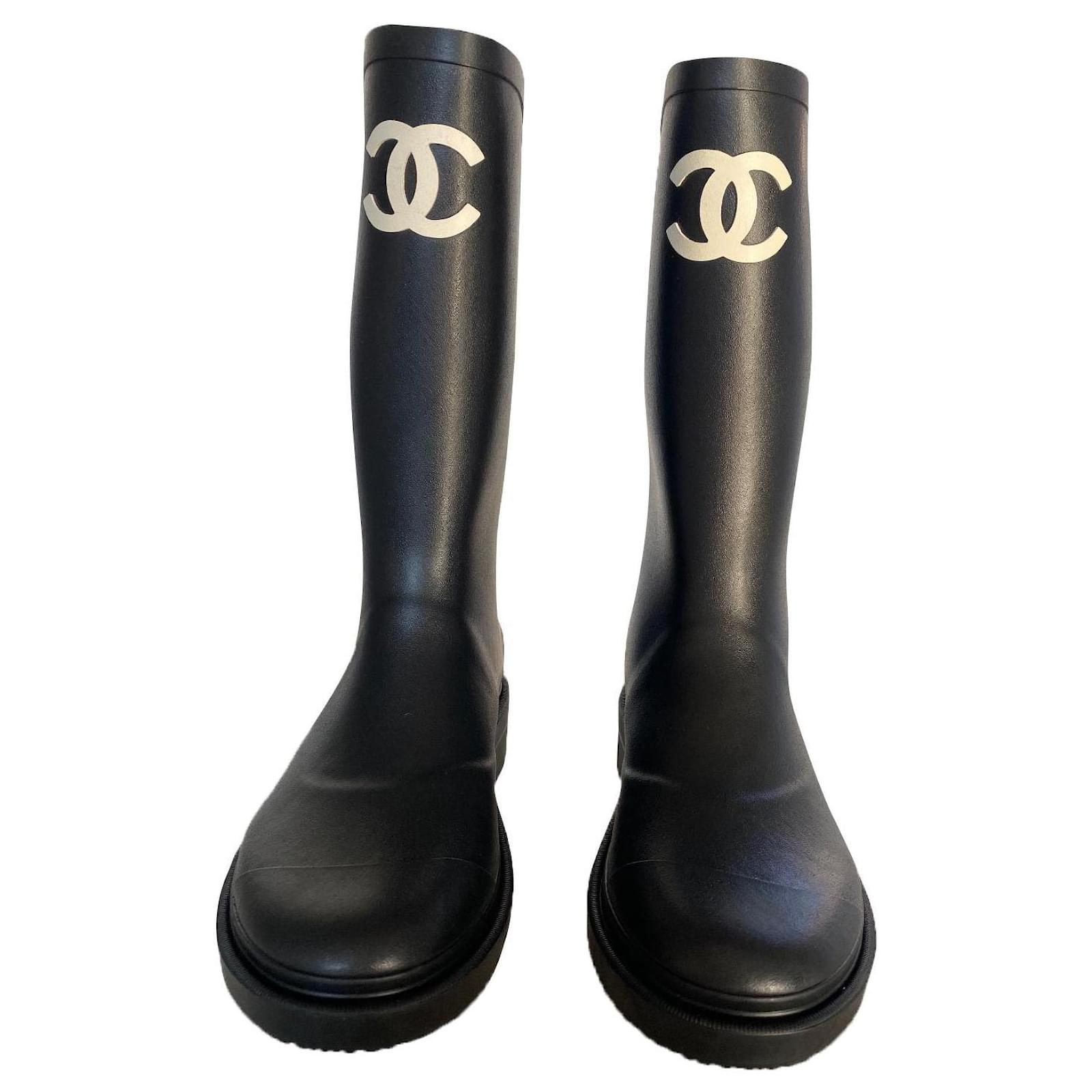 Chanel Boots Black Rubber ref.786132 - Joli Closet