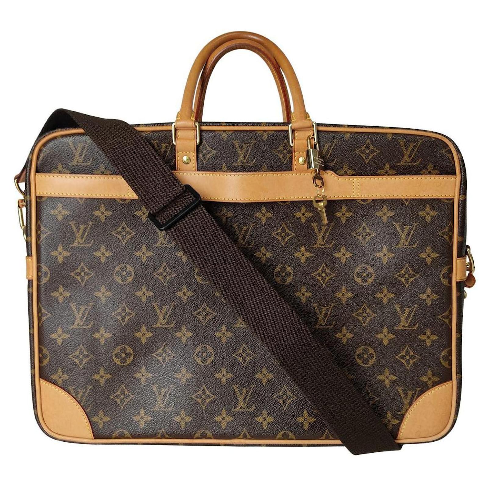 Louis Vuitton Monogram Shoulder Bag Brown ref.786533 - Joli Closet