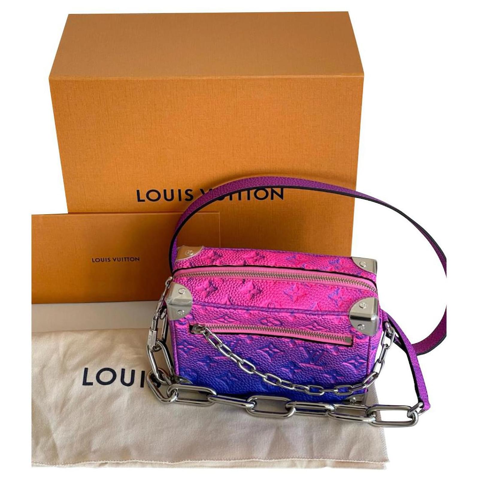 Louis Vuitton Mini trunk Fuschia Leather ref.786576 - Joli Closet