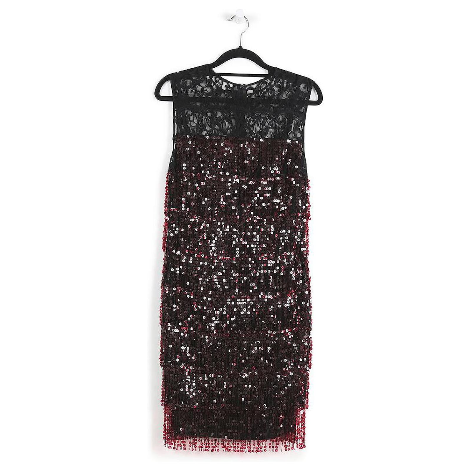 Louis Vuitton Sleeveless Lace And Sequins Knee Length Dress Red ref.787166  - Joli Closet