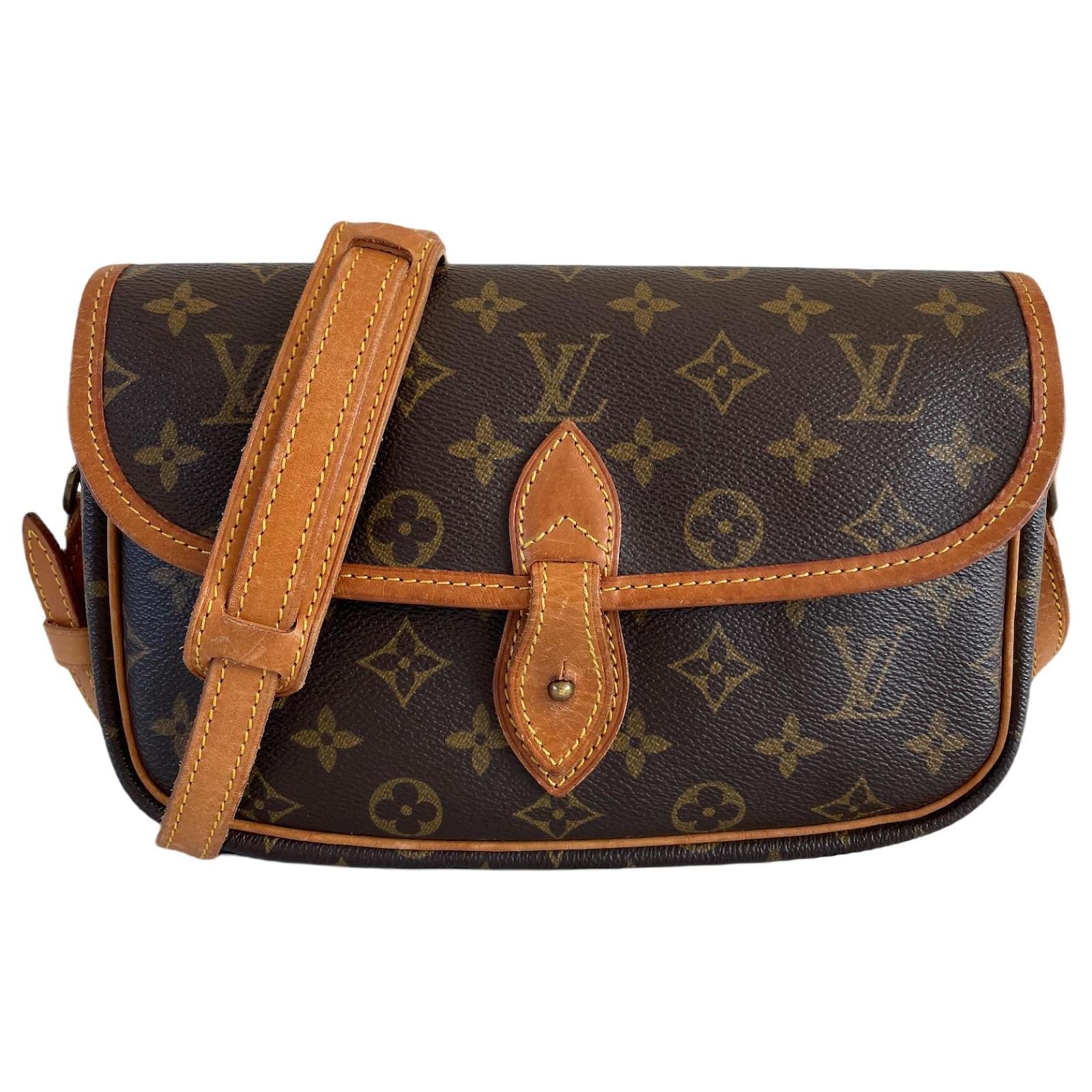 Louis Vuitton Gibeciere shoulder bag petite monogram crossbody vachetta  Brown Dark brown Leather Lambskin ref.787634 - Joli Closet