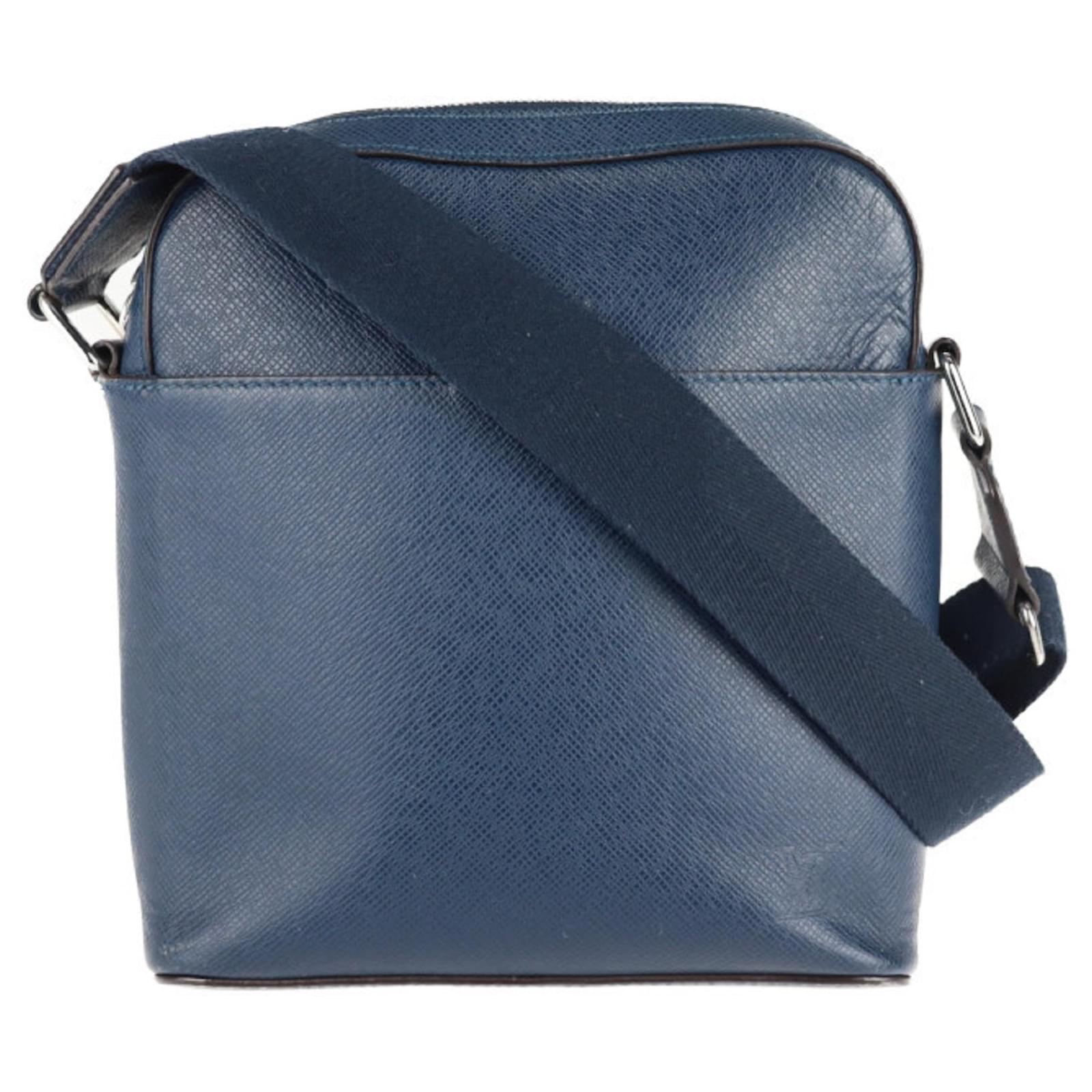 navy blue louis vuittons handbags