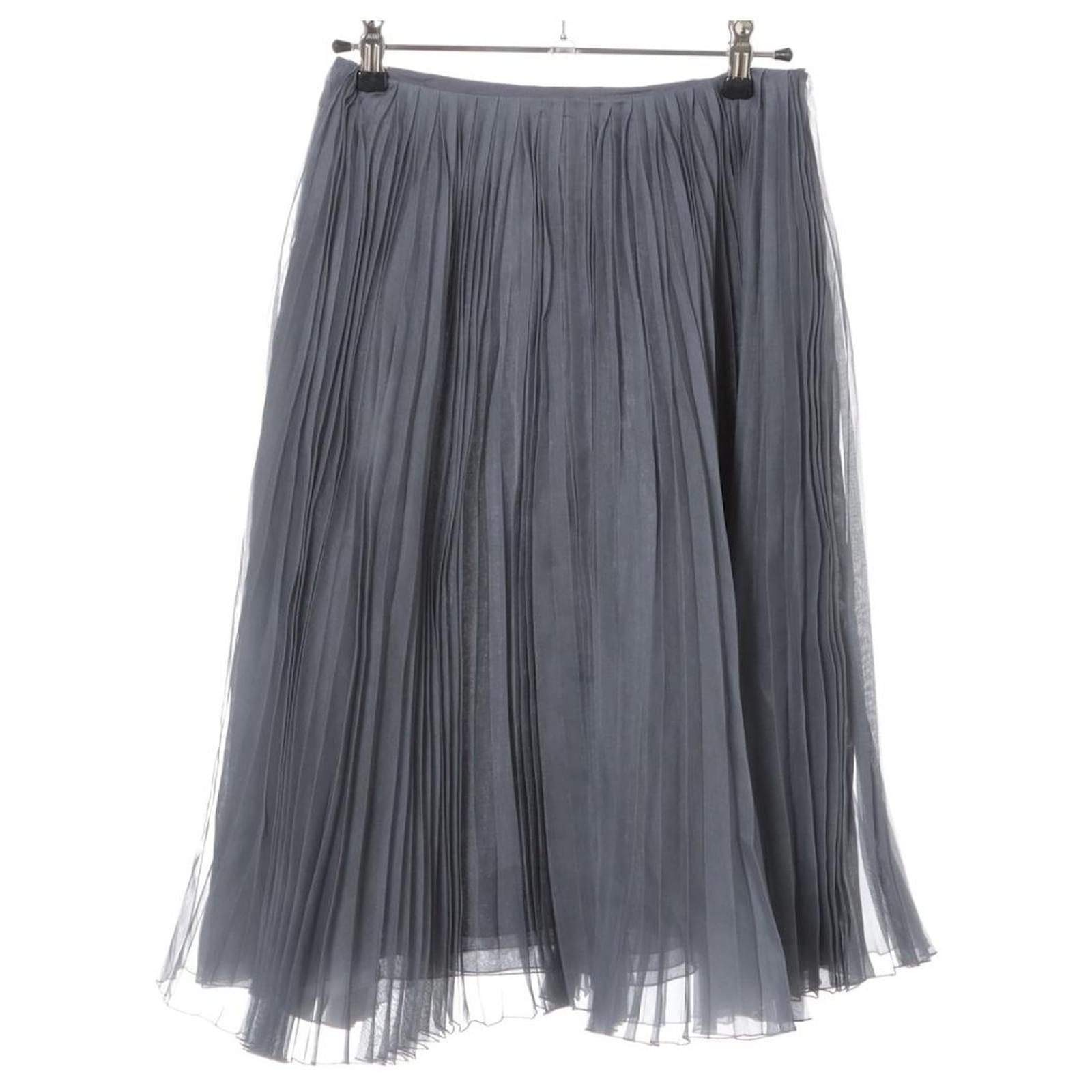 Chanel grey silk pleated skirt FR36 ref.789609 - Joli Closet