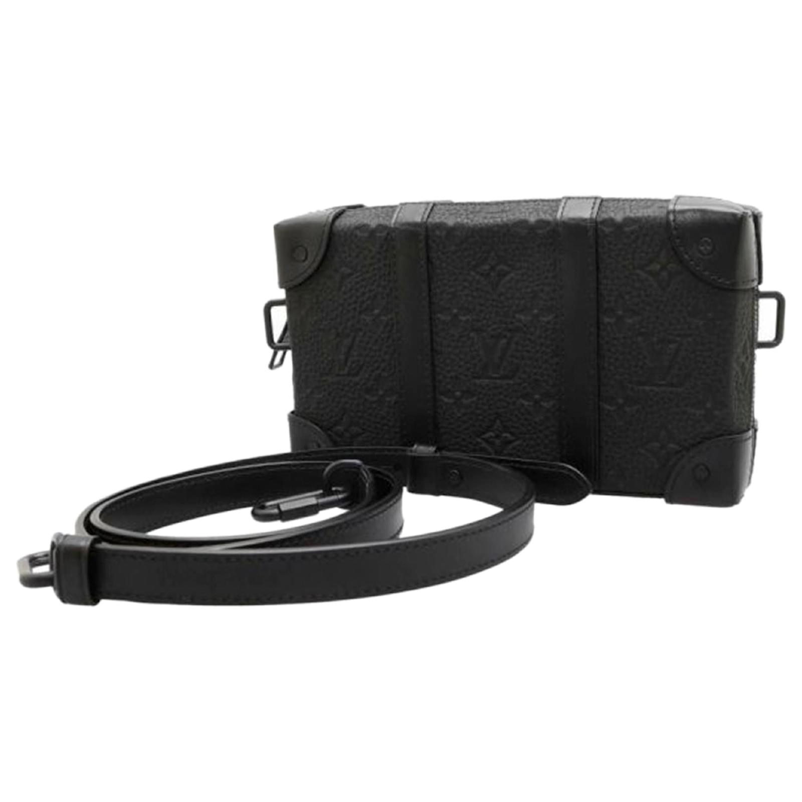 Louis Vuitton Black Taurillon Monogram Leather Soft Trunk Wallet