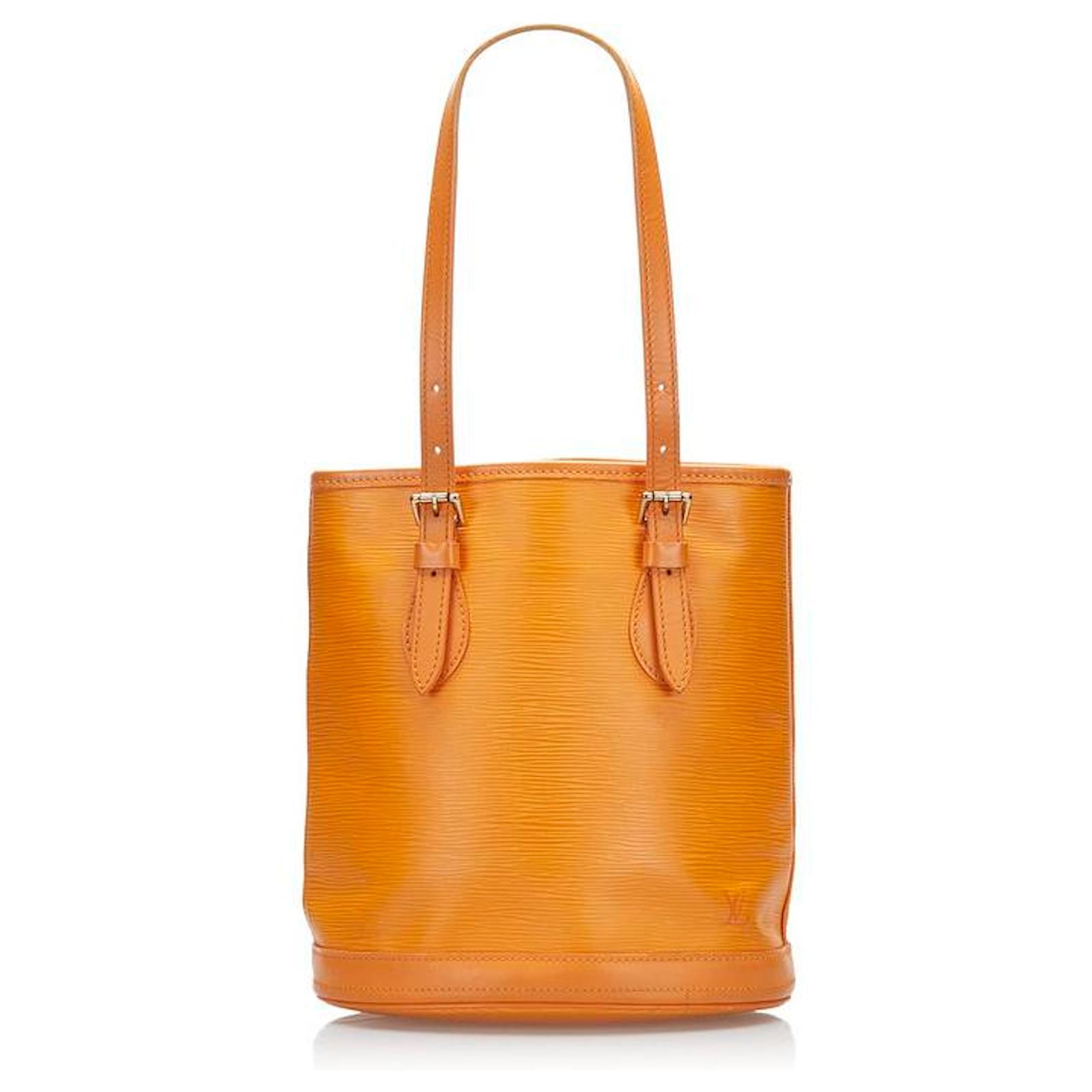 Louis Vuitton Epi Bucket PM M5899H Orange Leather Pony-style calfskin  ref.791849 - Joli Closet