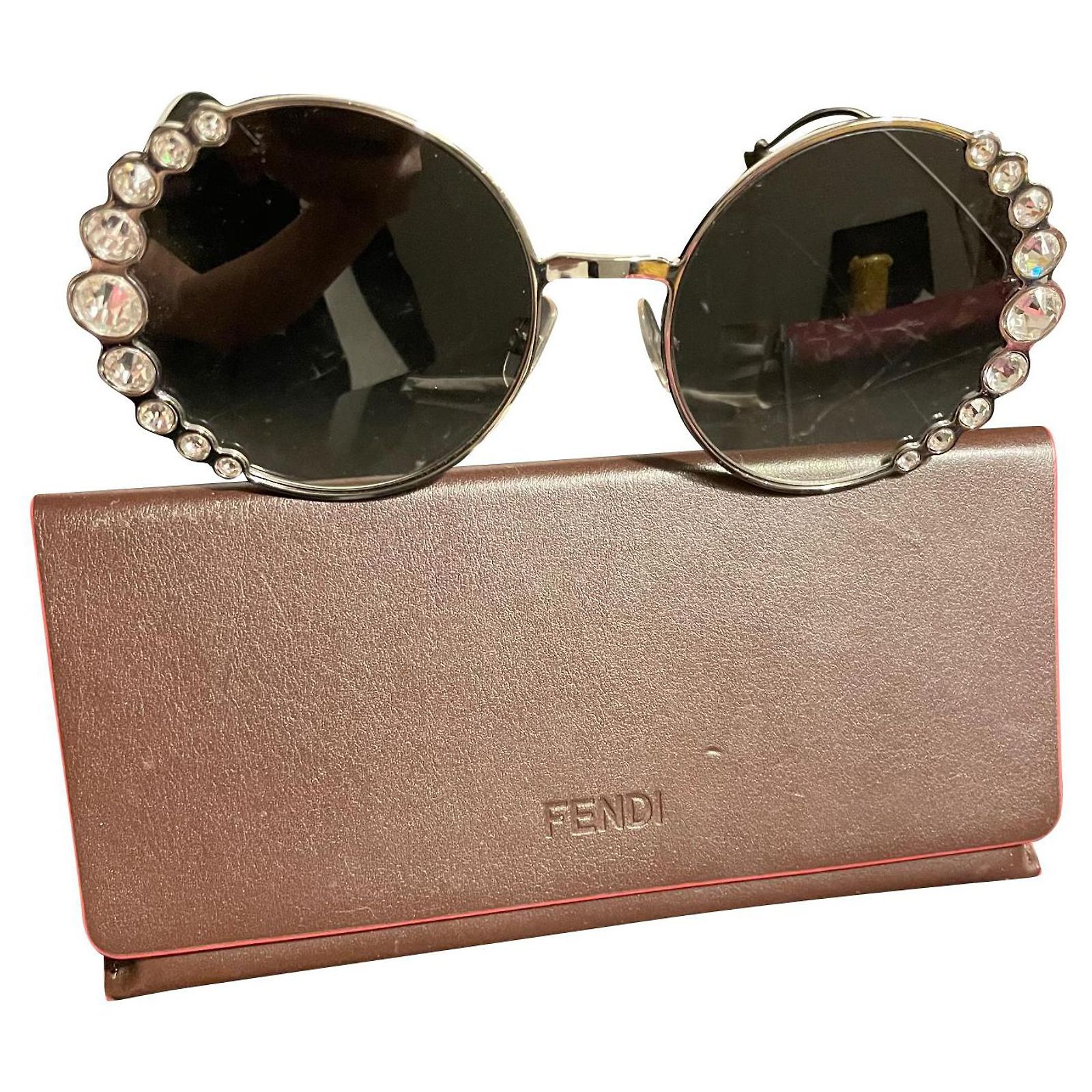 Fendi Studded Sunglasses Fendi Brings Diamond-Studded Sunglasses to Fashion Week main image 3