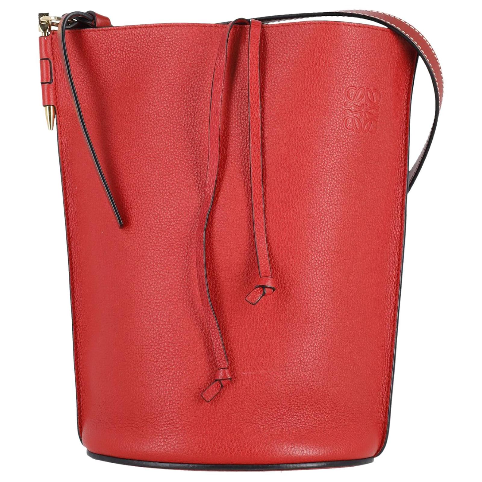 Loewe Gate Bucket Bag in Scarlet calf leather Leather Red Pony
