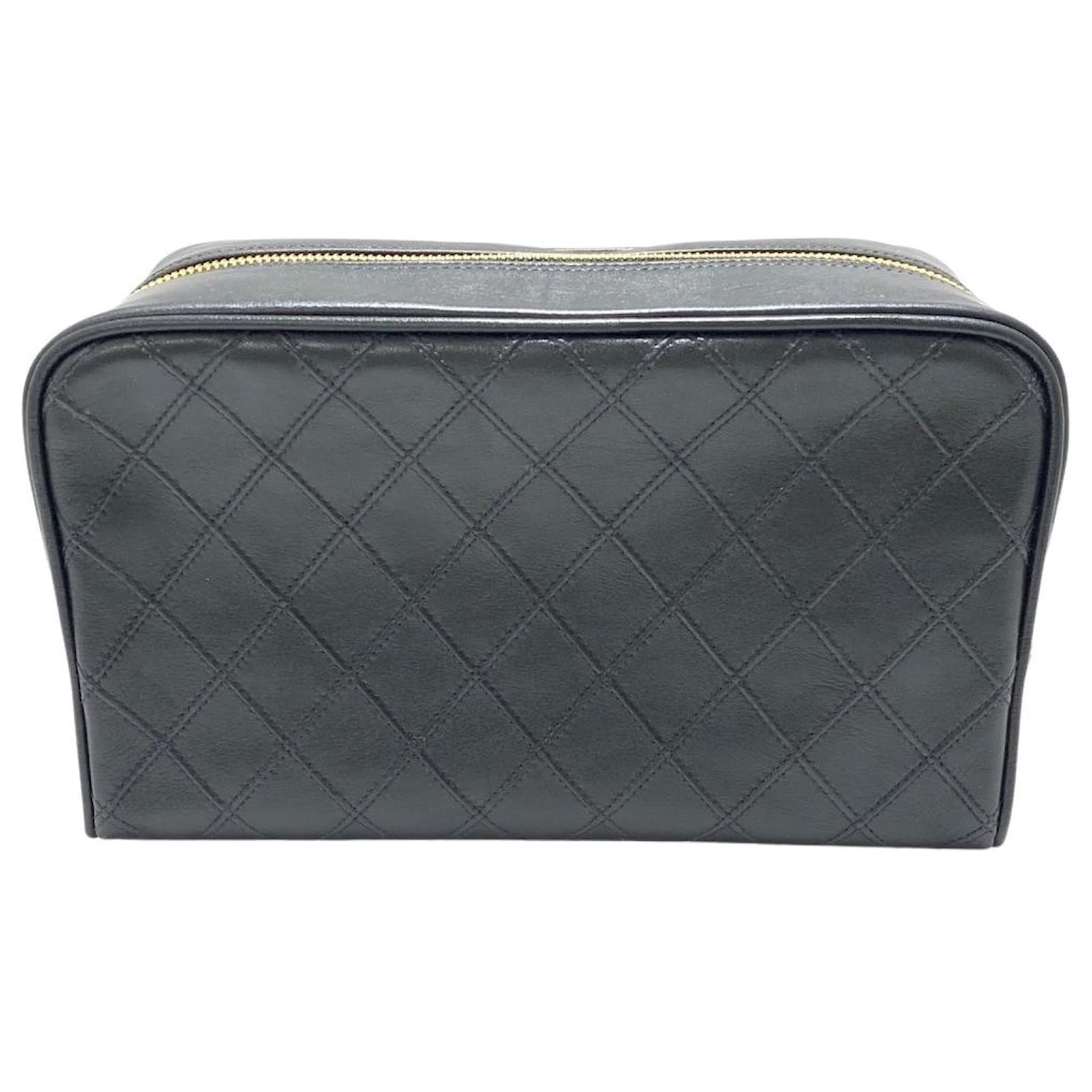 Chanel Matelasse Pouch Black Leather ref.796307 - Joli Closet