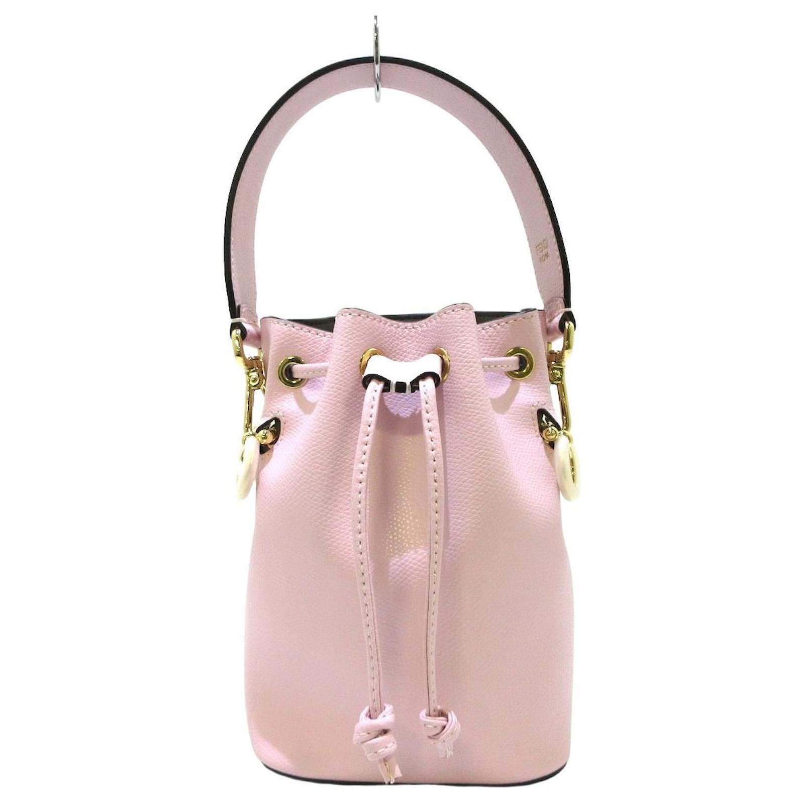 Fendi Mon Tresor Leather Bucket Bag in Pink