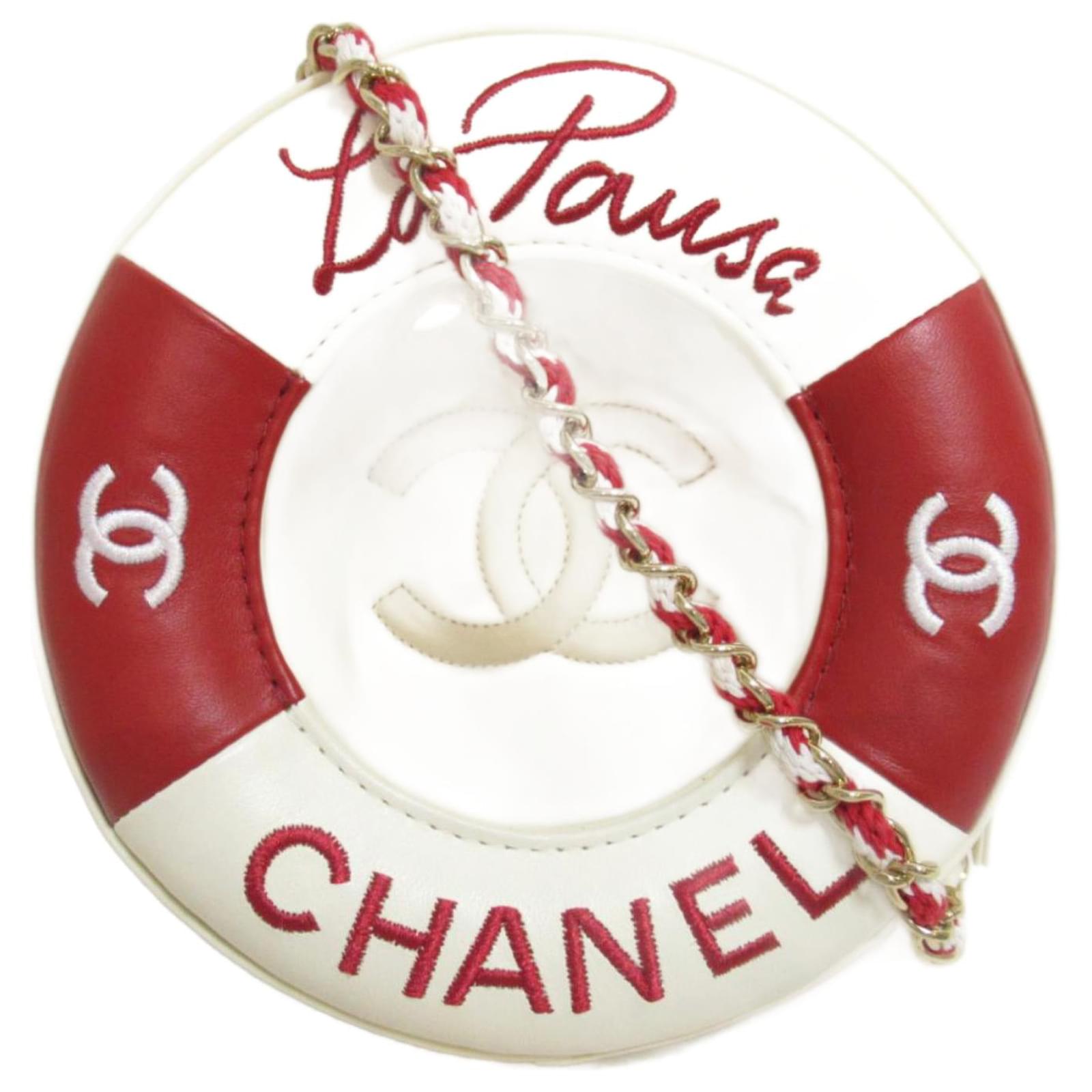 Chanel Coco Lifesaver Round Bag White Enamel ref.798069 - Joli Closet