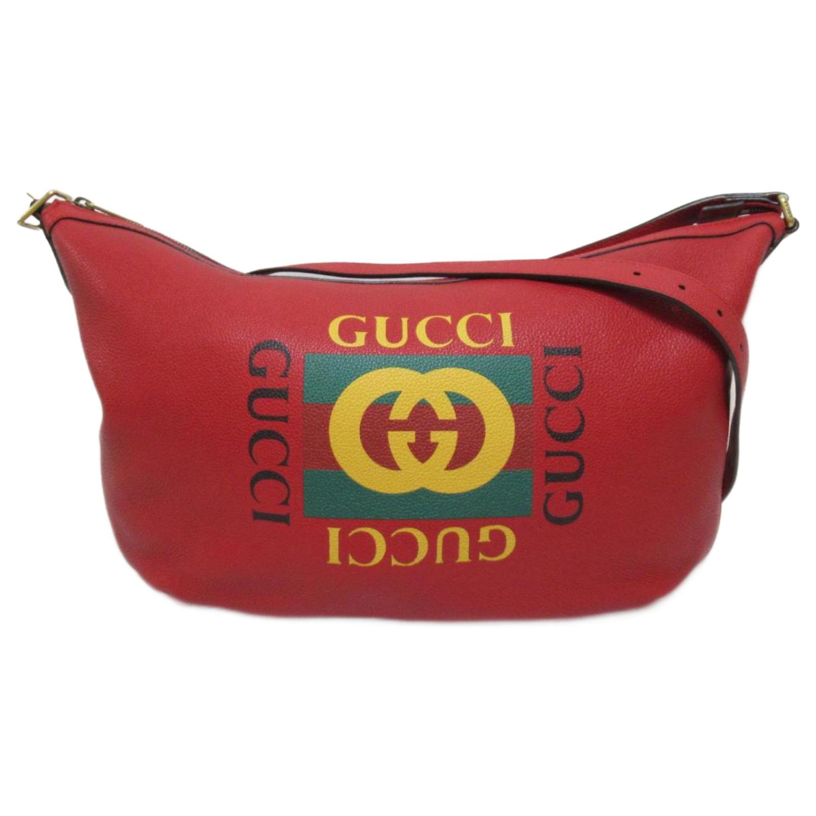 Gucci Logo Print Half Moon Shoulder Bag Red ref.798111 - Joli Closet