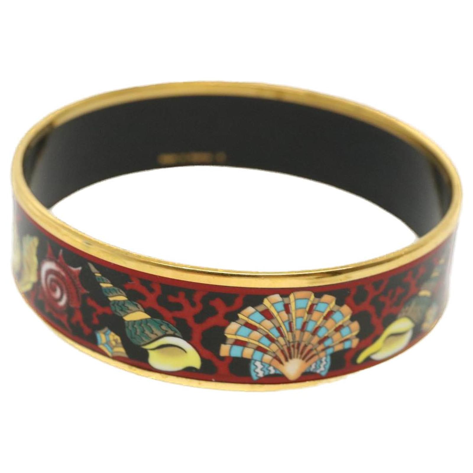 Ensemble bracelets multicolores perles variées métal charm pompons et