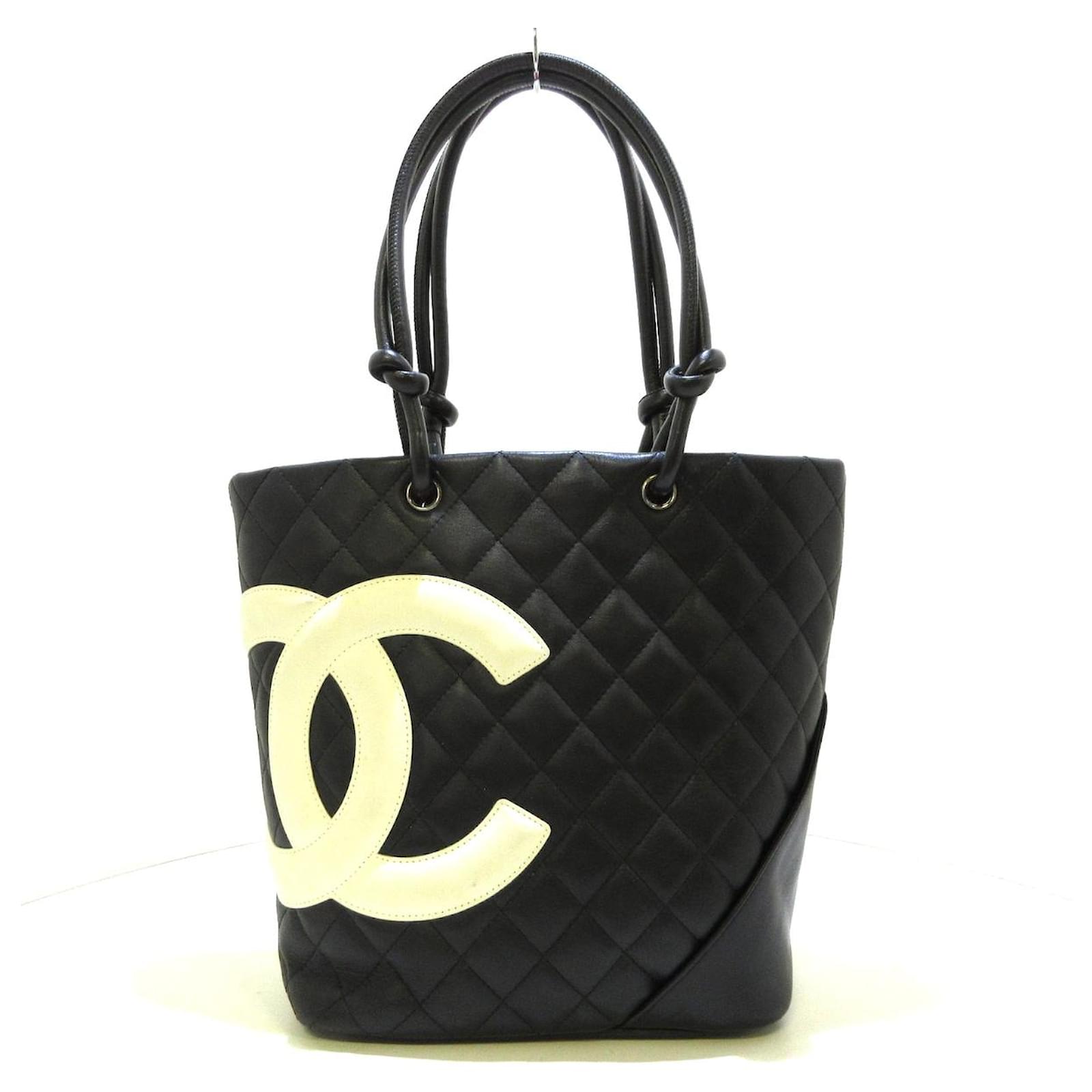 Chanel Cambon Line Black Leather ref.798513 - Joli Closet