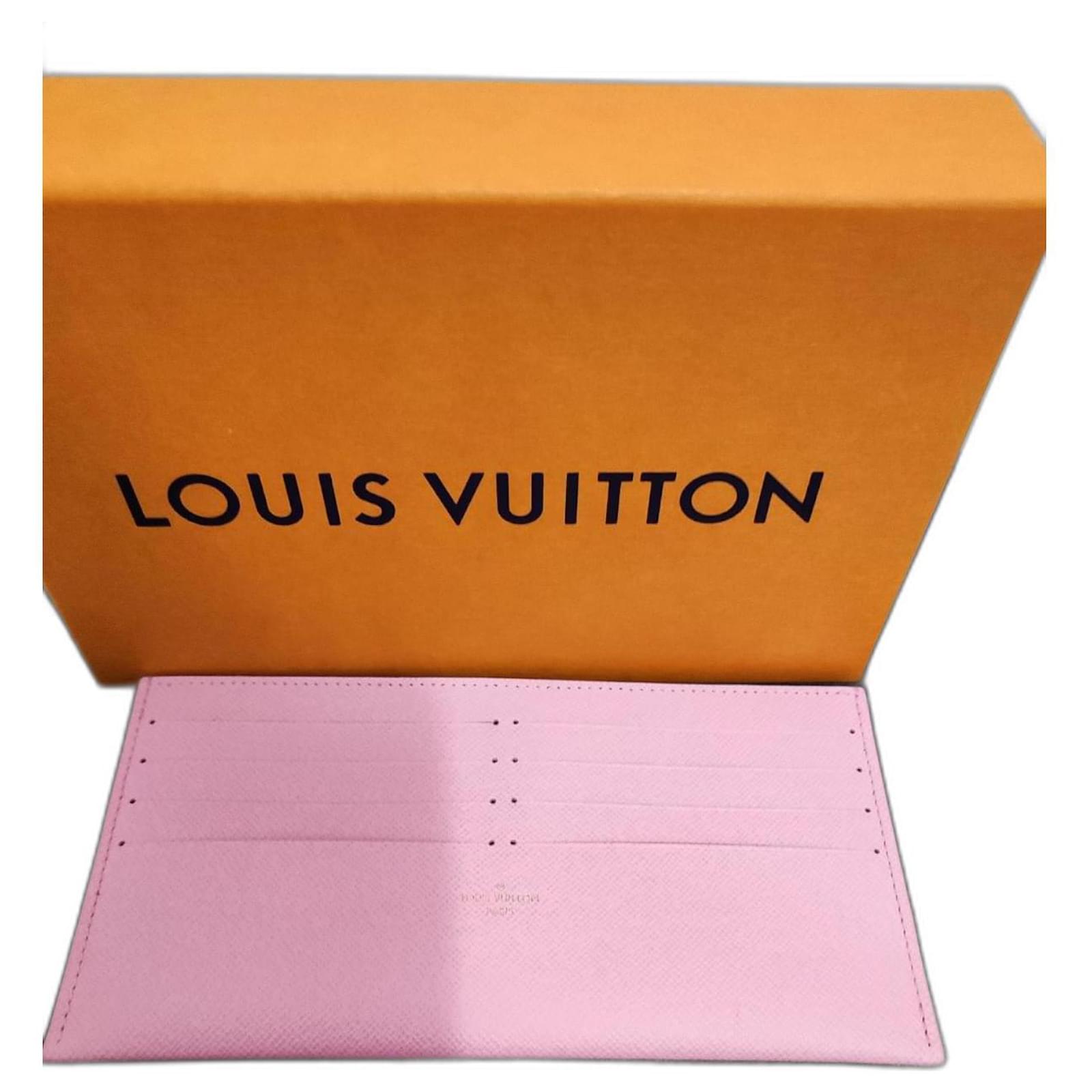 Louis Vuitton Wallets Pink Leatherette ref.798019 Joli Closet