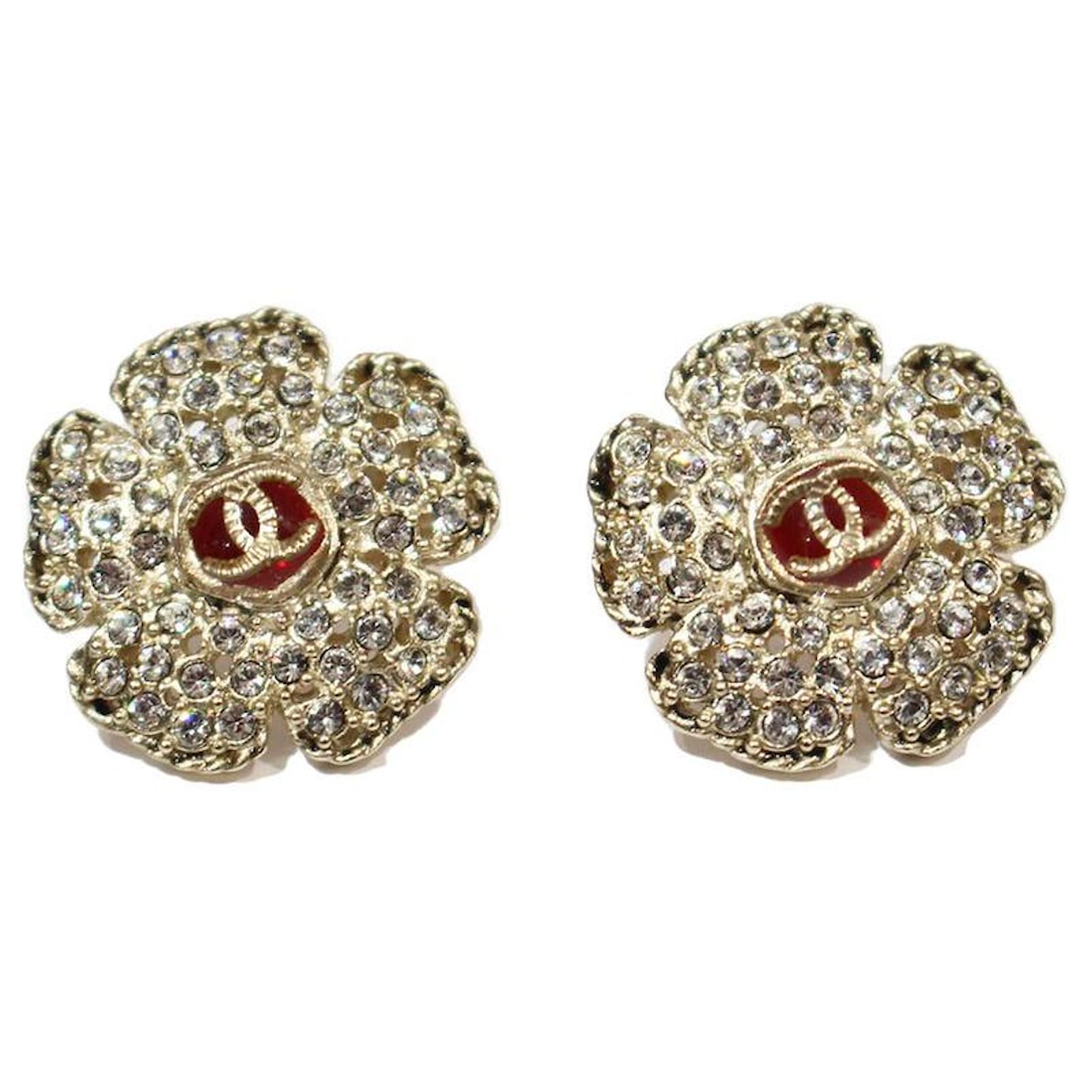 Chanel Earrings Gold hardware Metal ref.800819 Joli Closet