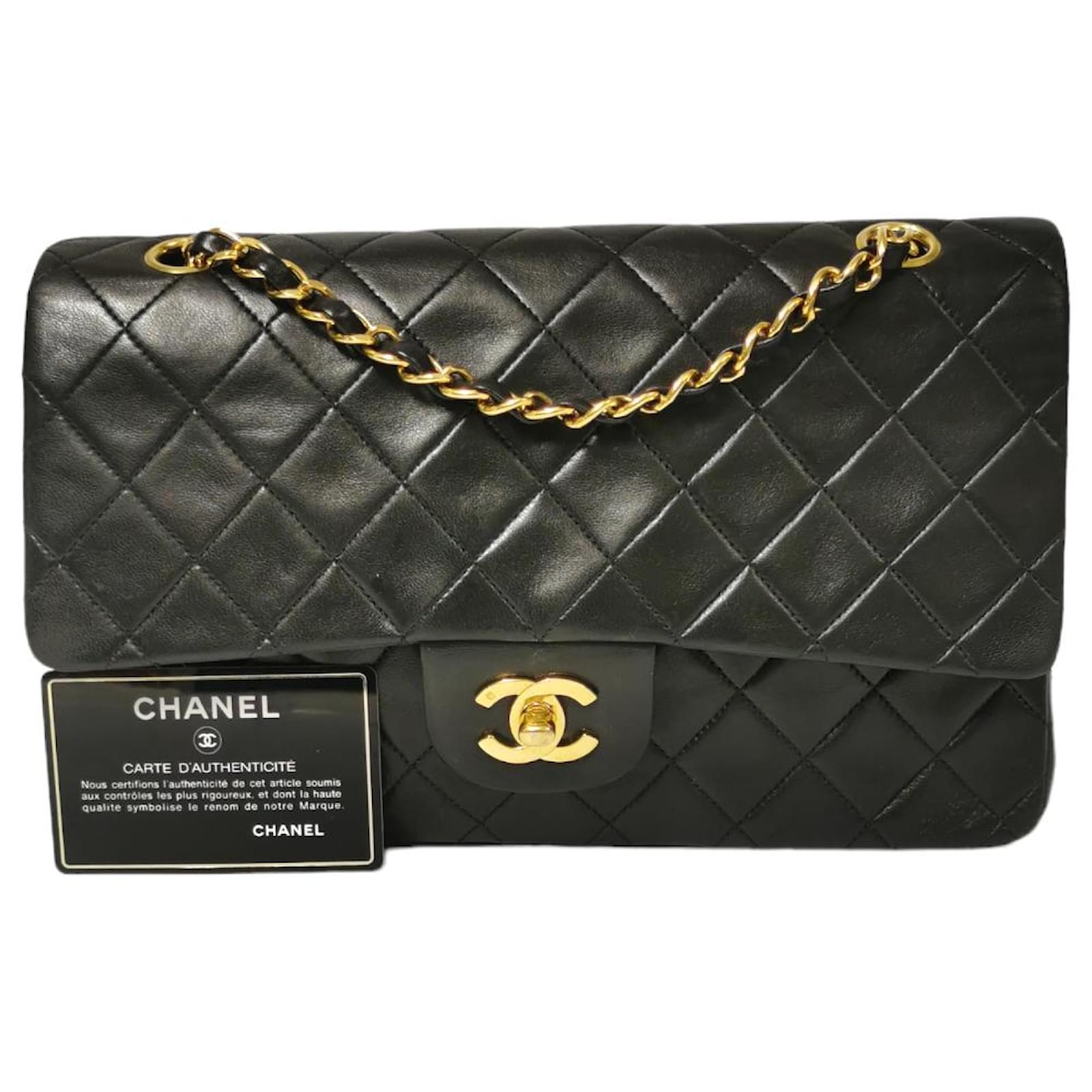 Timeless Chanel Classic Double Flap Medium Black Lambskin Gold