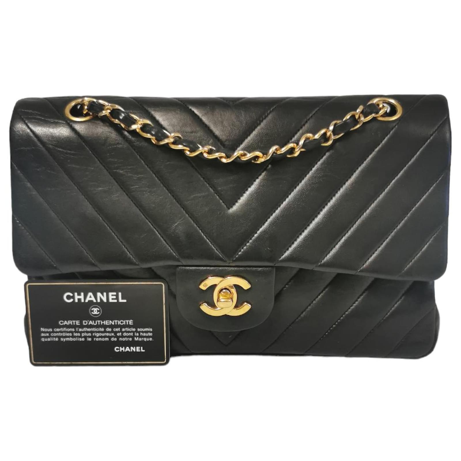 Timeless Chanel Classic Double Flap Chevron Black Lambskin Gold Leather  ref.803649 - Joli Closet