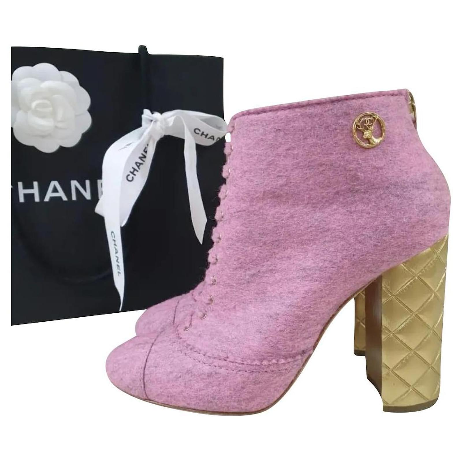 Chanel Salzburg Pink Textile Ankle Boots Booties Sz.39 Cloth ref
