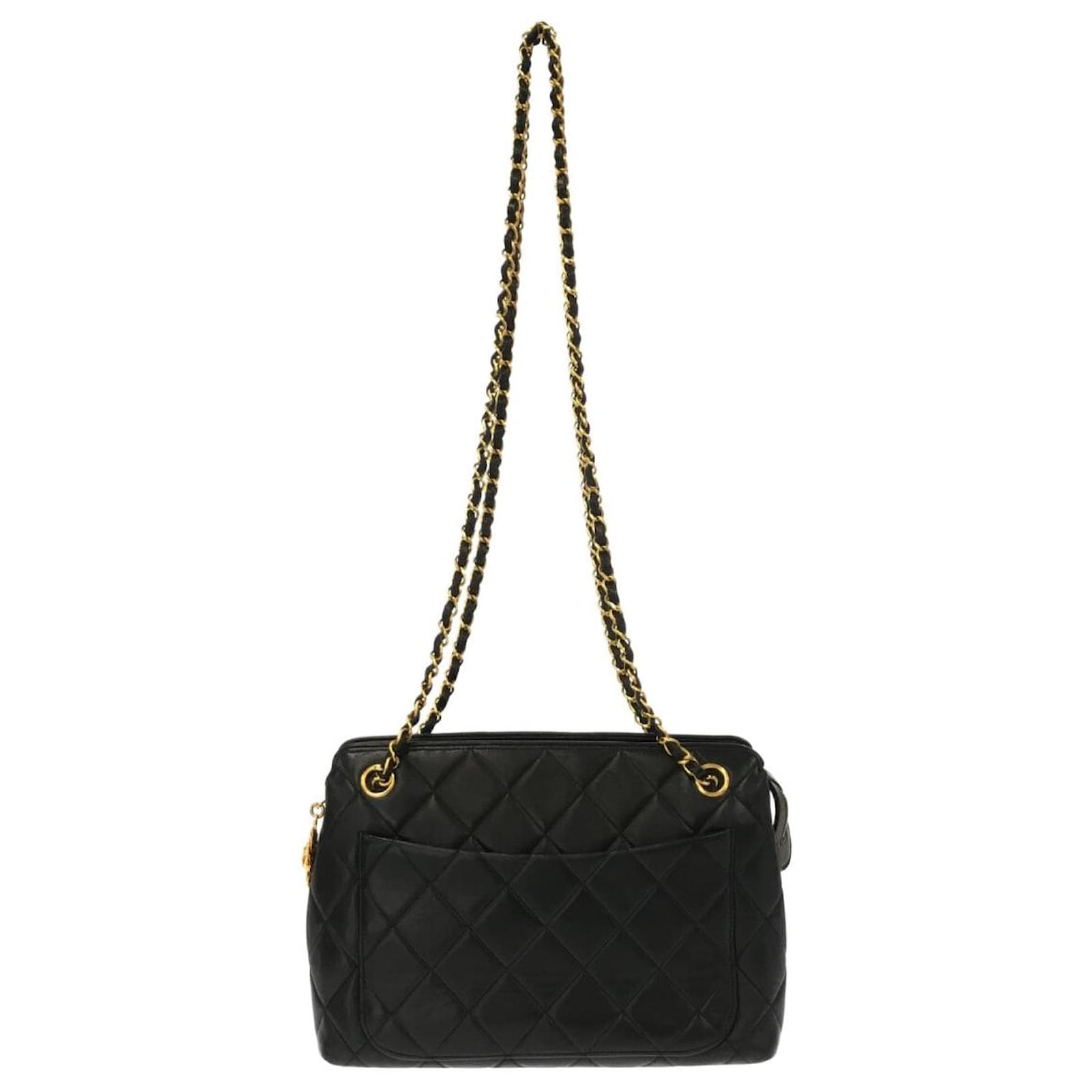 Chanel Matrasse Black Leather ref.803965 - Joli Closet