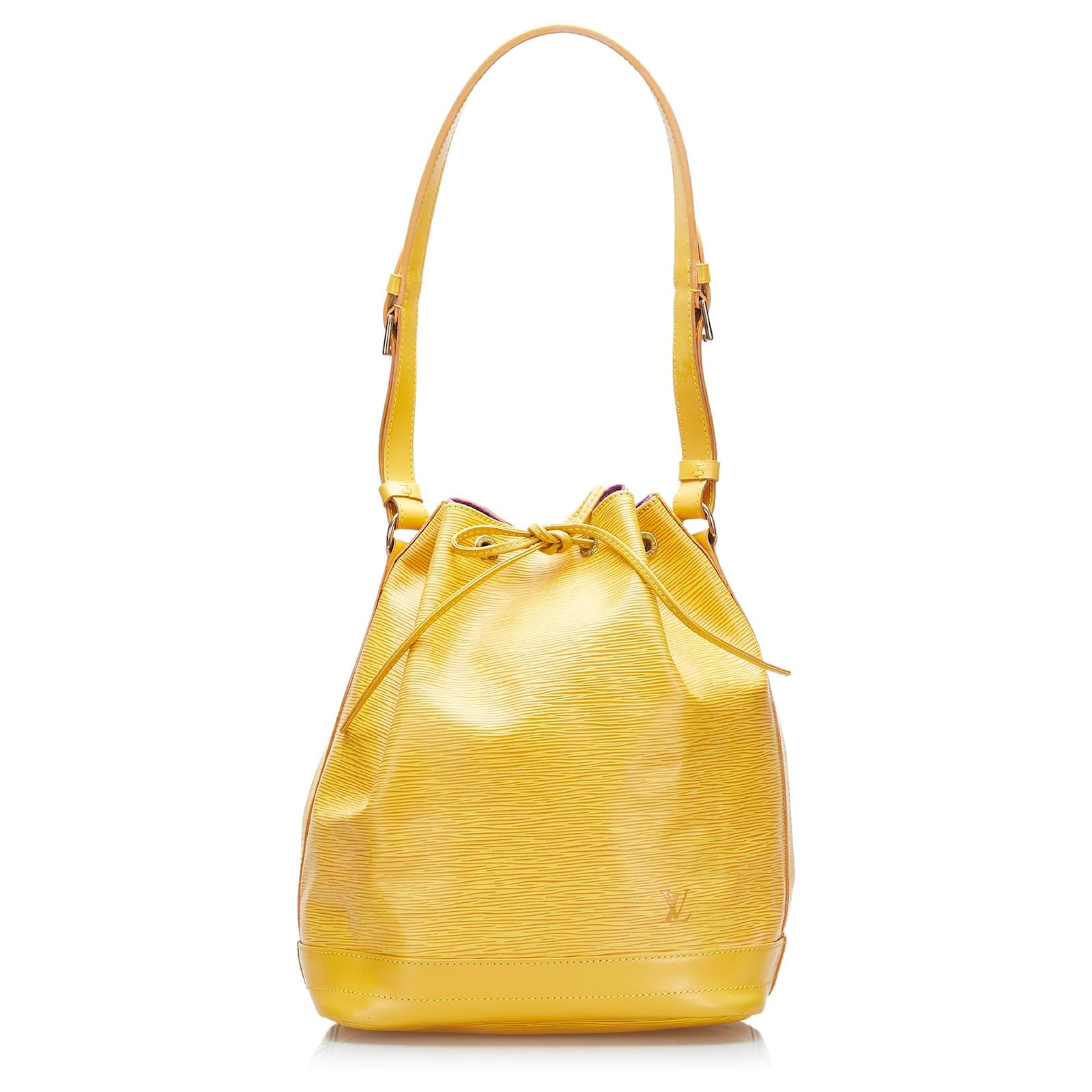 Louis Vuitton Yellow Epi Noe Leather ref.804433 - Joli Closet