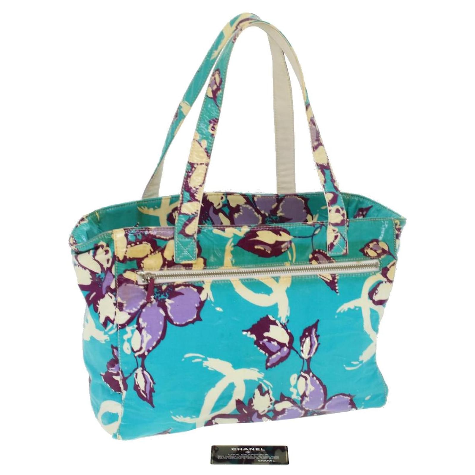 CHANEL Tote Bag Coated Canvas Blue White purple CC Auth bs4051 Cloth  ref.804747 - Joli Closet