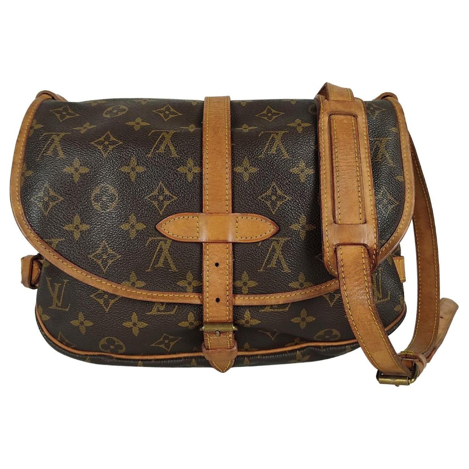 Louis Vuitton - Authenticated Saumur Handbag - Cloth Brown for Women, Good Condition