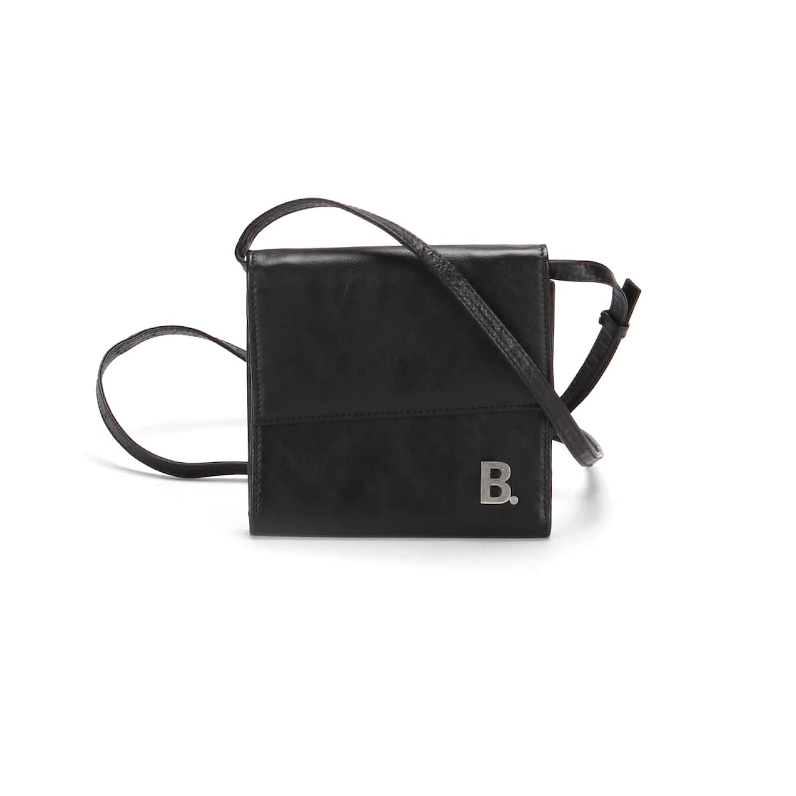 2019 b. Logo Wallet On Strap