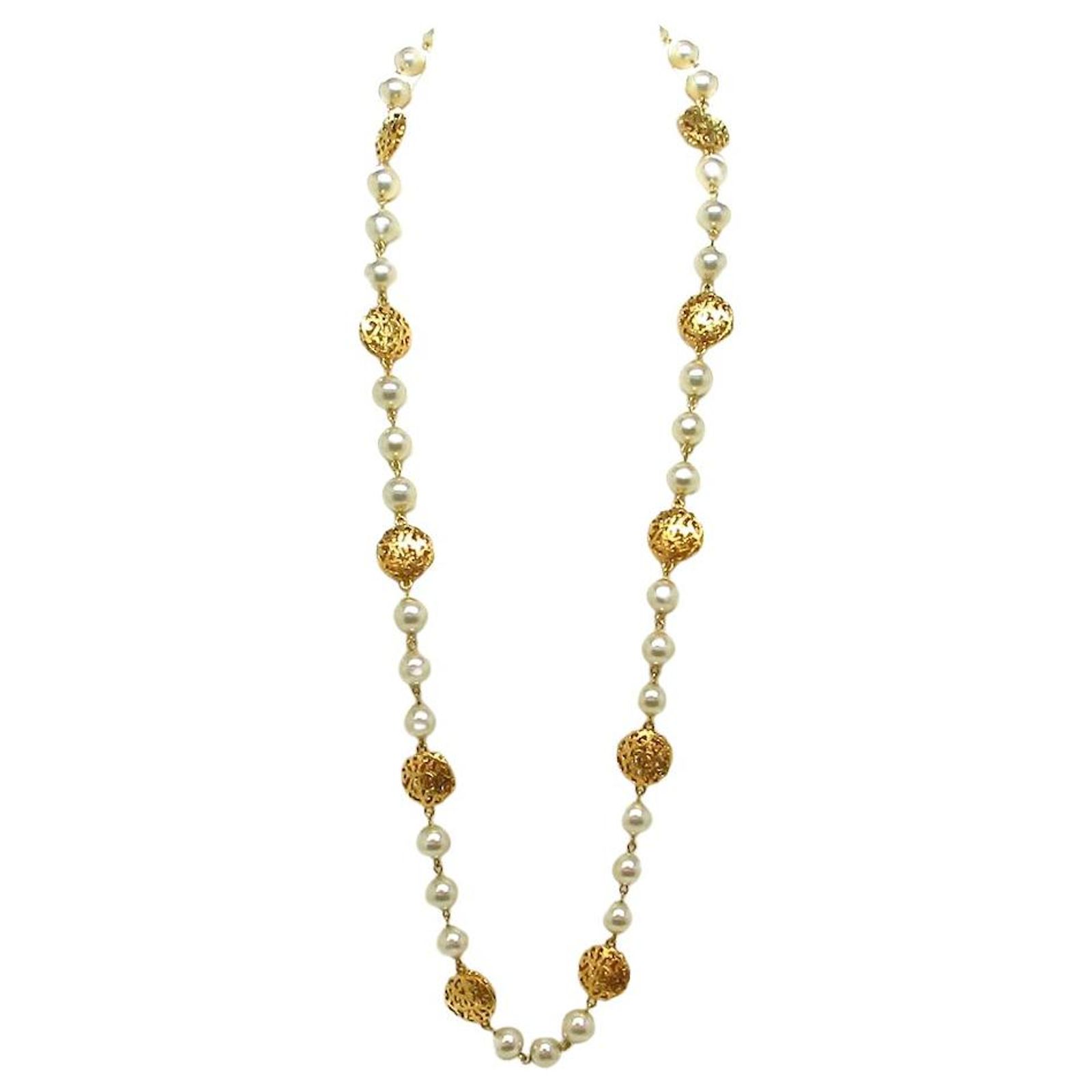 Collier Doré Mat à Perles Évita Péroni - Occasion En Bon état, 3 Perles De Verre