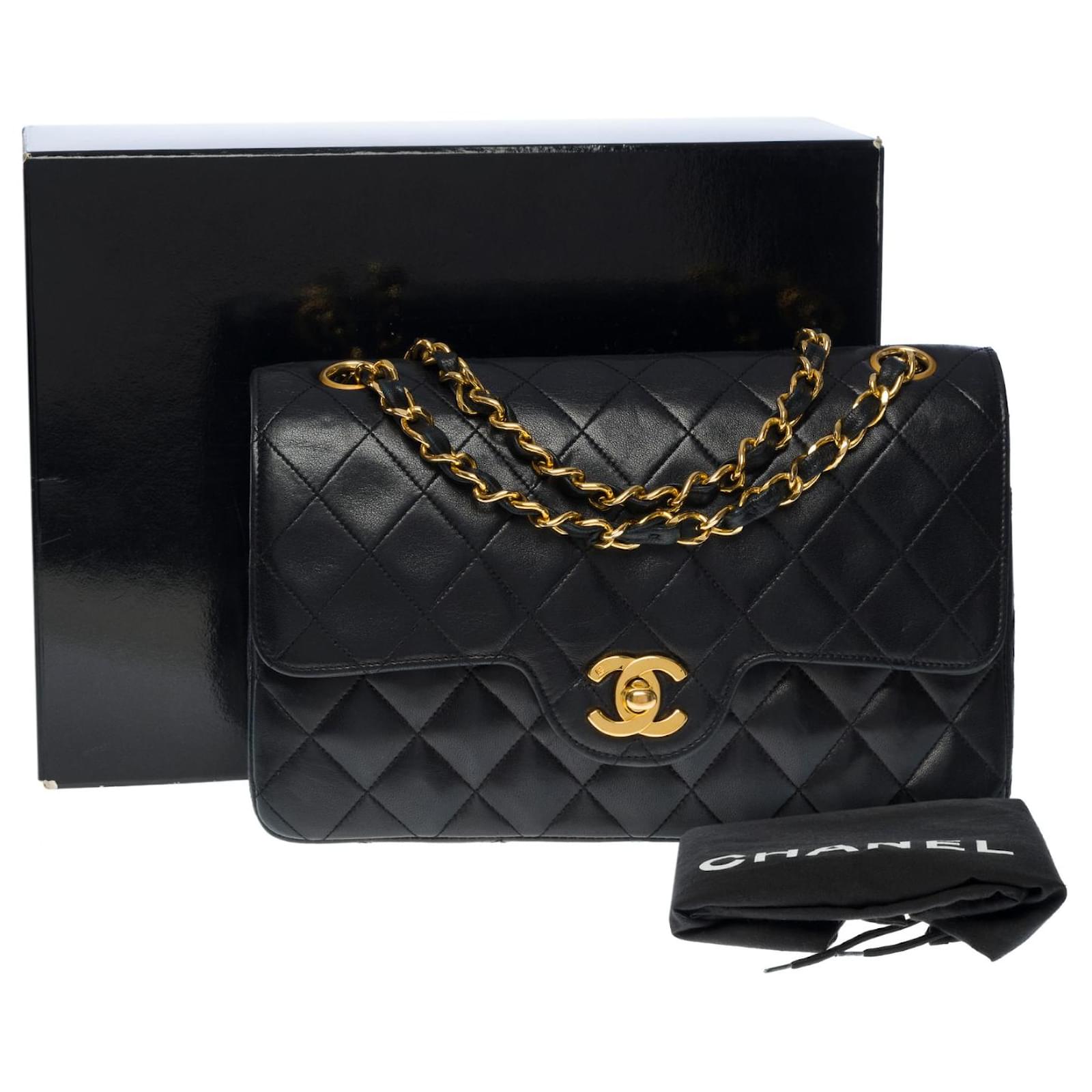 Chanel Timeless shoulder bag 23 cm with lined flap in black