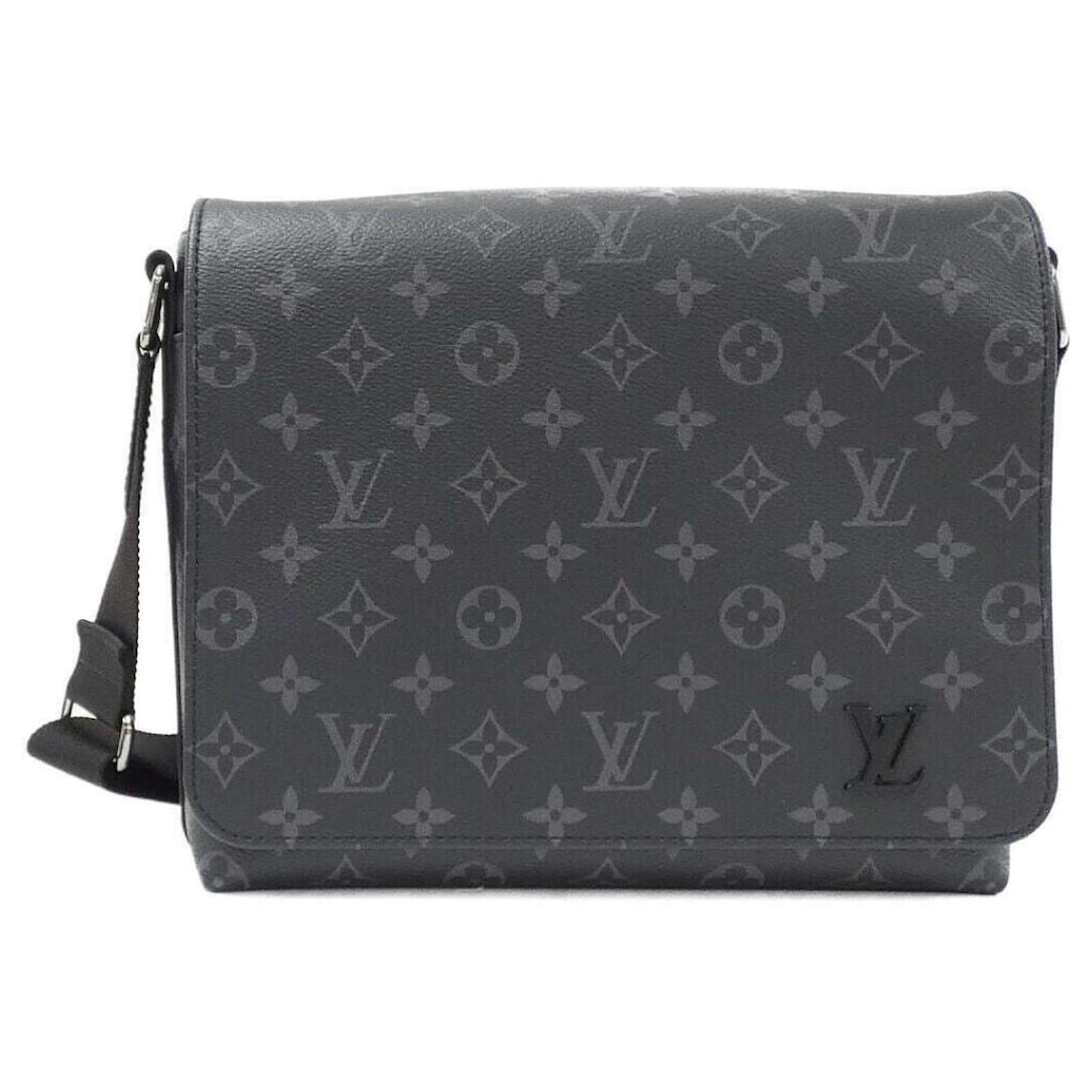 LV LV Men District PM Bag in Monogramme Eclipse Canvas-Grey in 2023