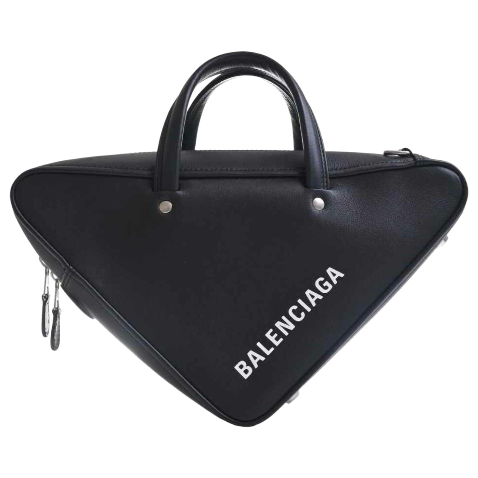 balenciaga triangle s