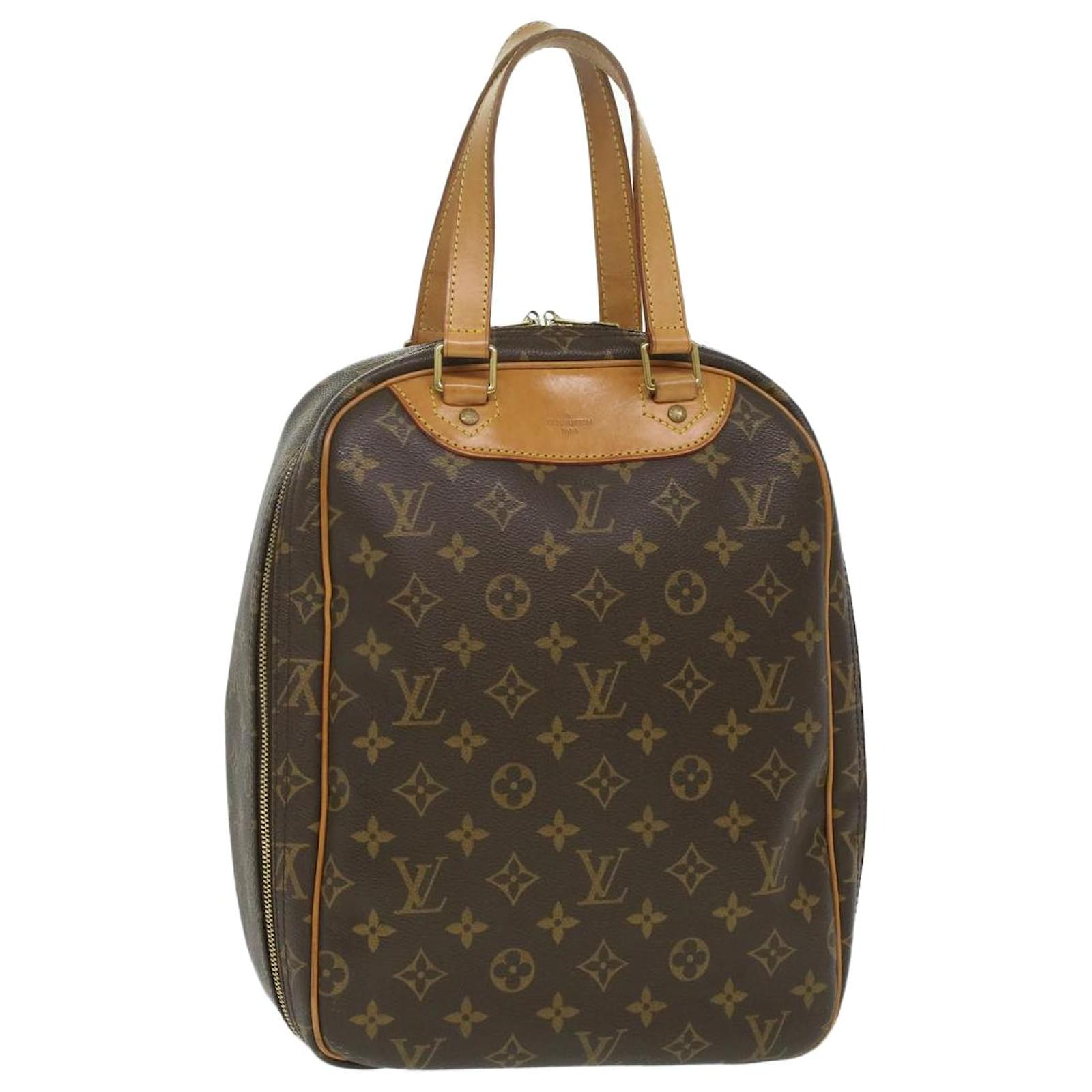 Louis Vuitton Monogram Excursion Shoe Bag