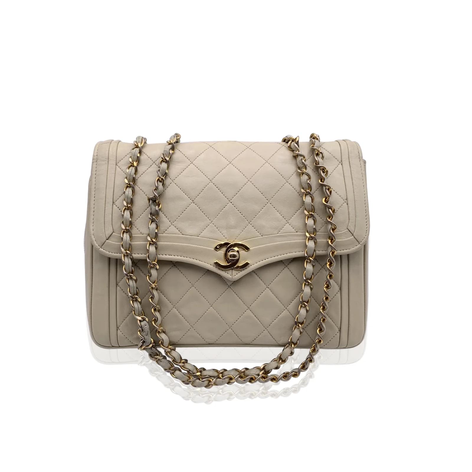Chanel Vintage Beige Quilted Leather Diana Crossbody Bag ref