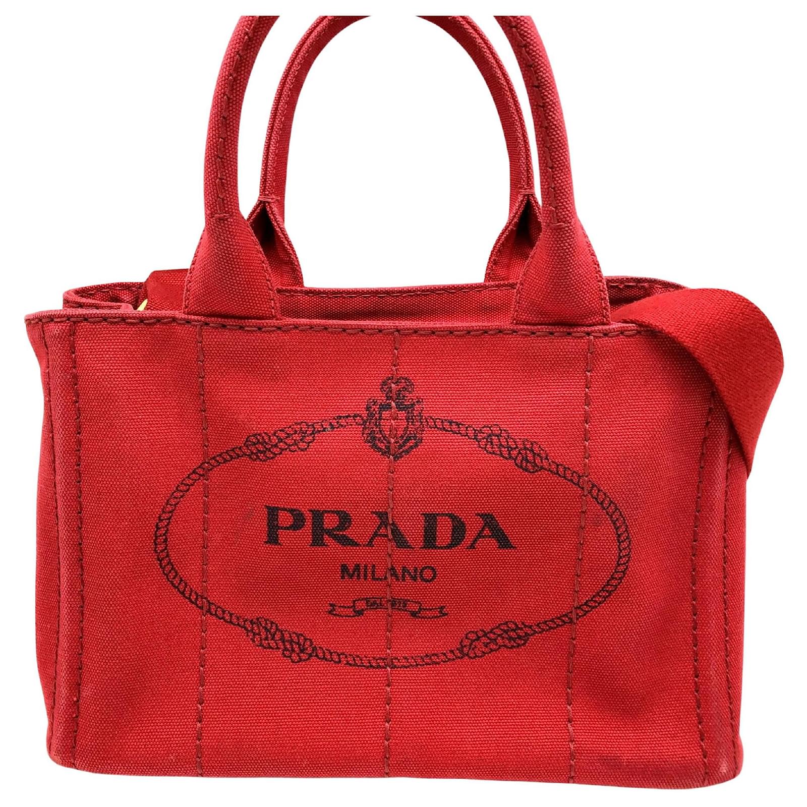 prada canapa